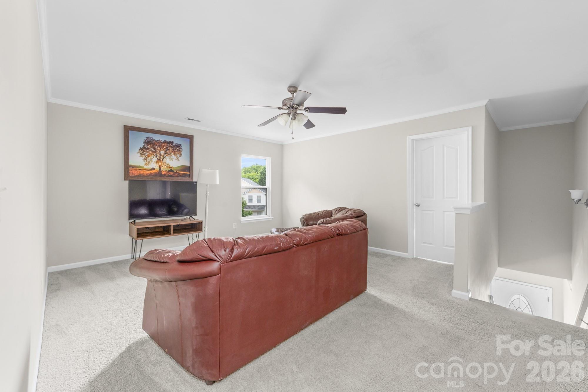 1525 Ladora Drive Property Photo 15