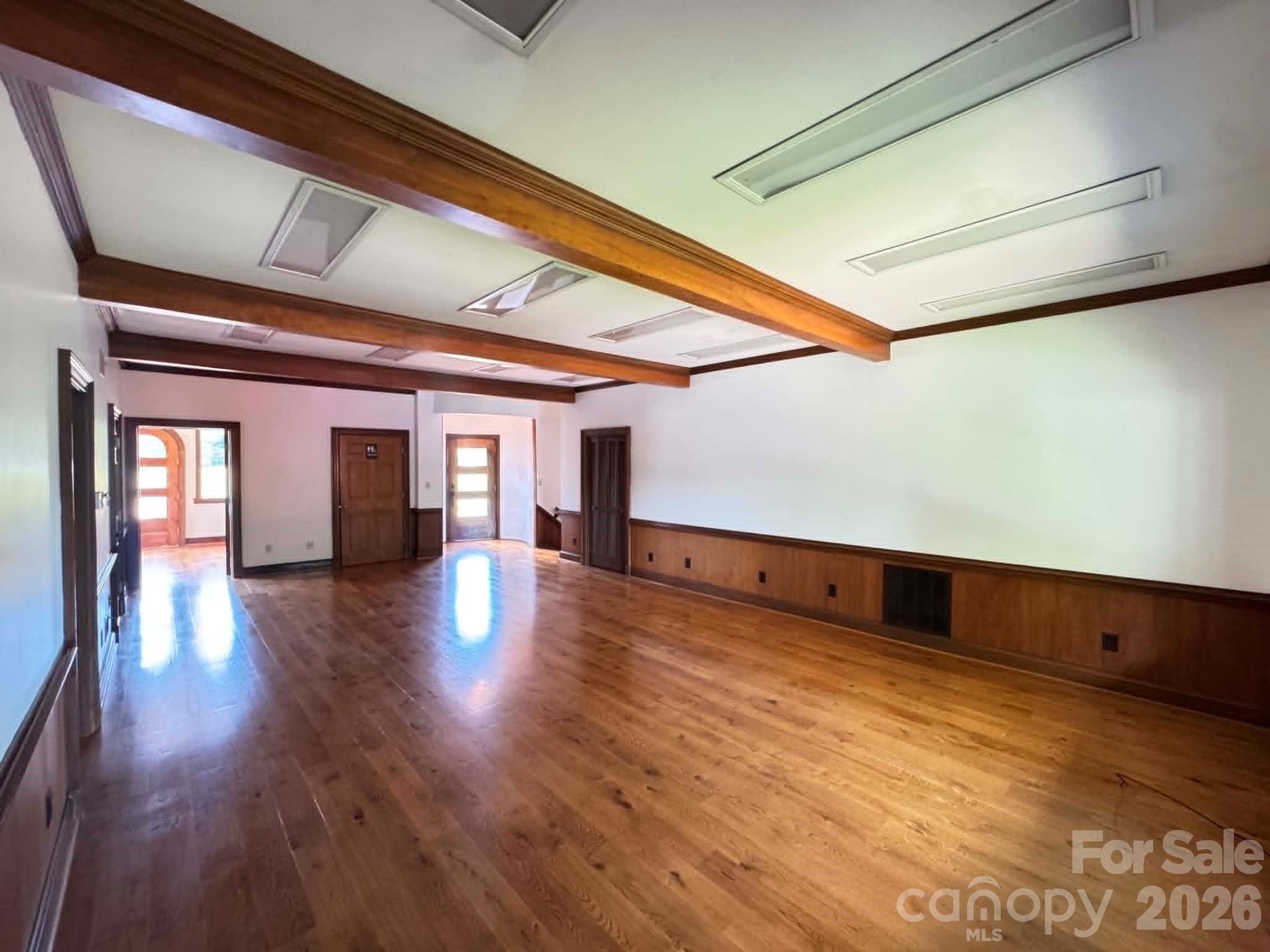 656 N Bridge Street Property Photo 19