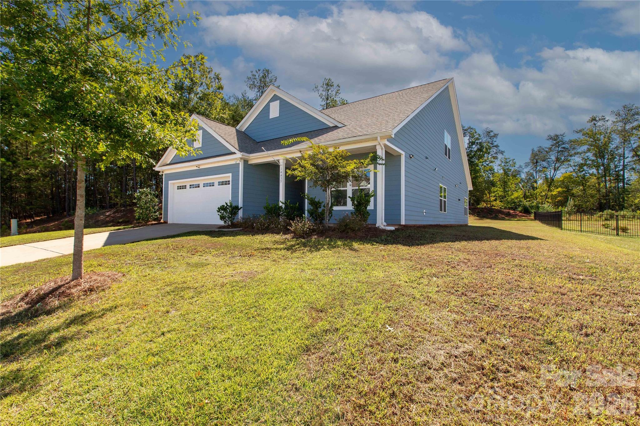 14435 Maritime Drive Property Photo 2