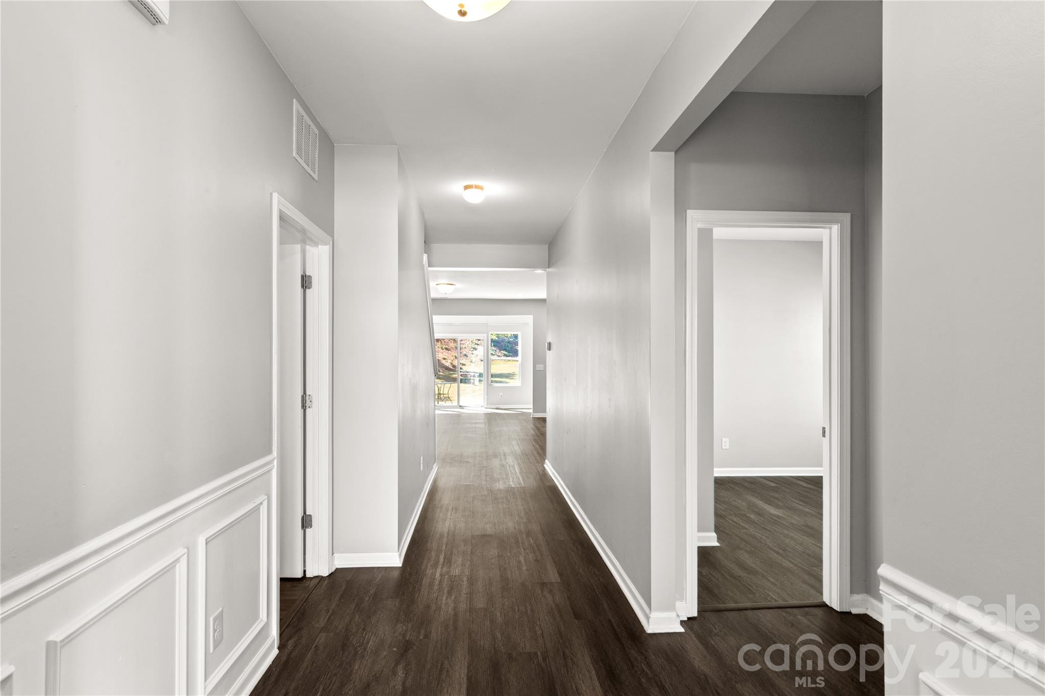 14435 Maritime Drive Property Photo 5