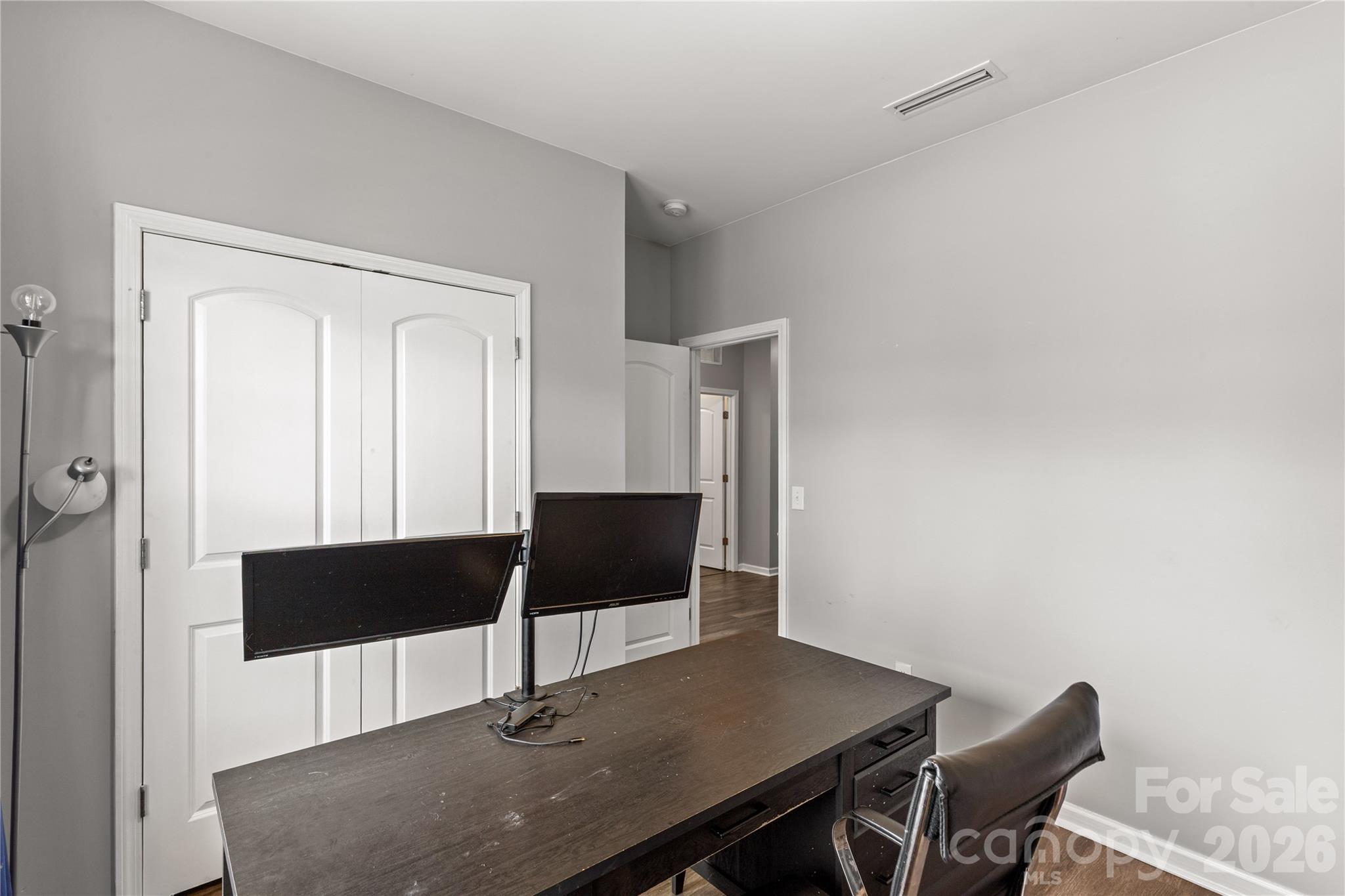 14435 Maritime Drive Property Photo 8
