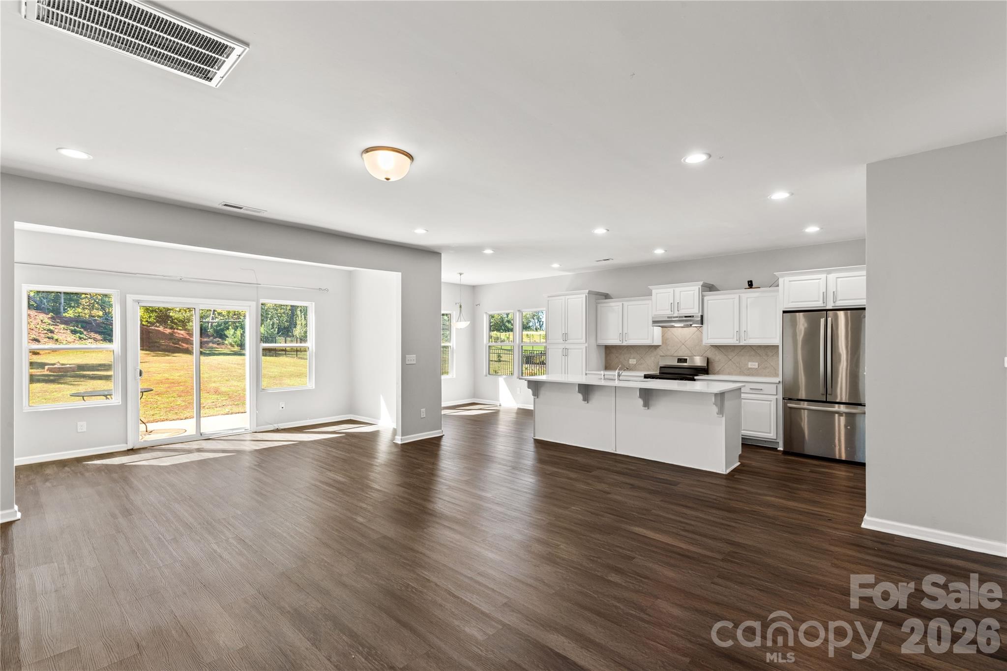 14435 Maritime Drive Property Photo 11
