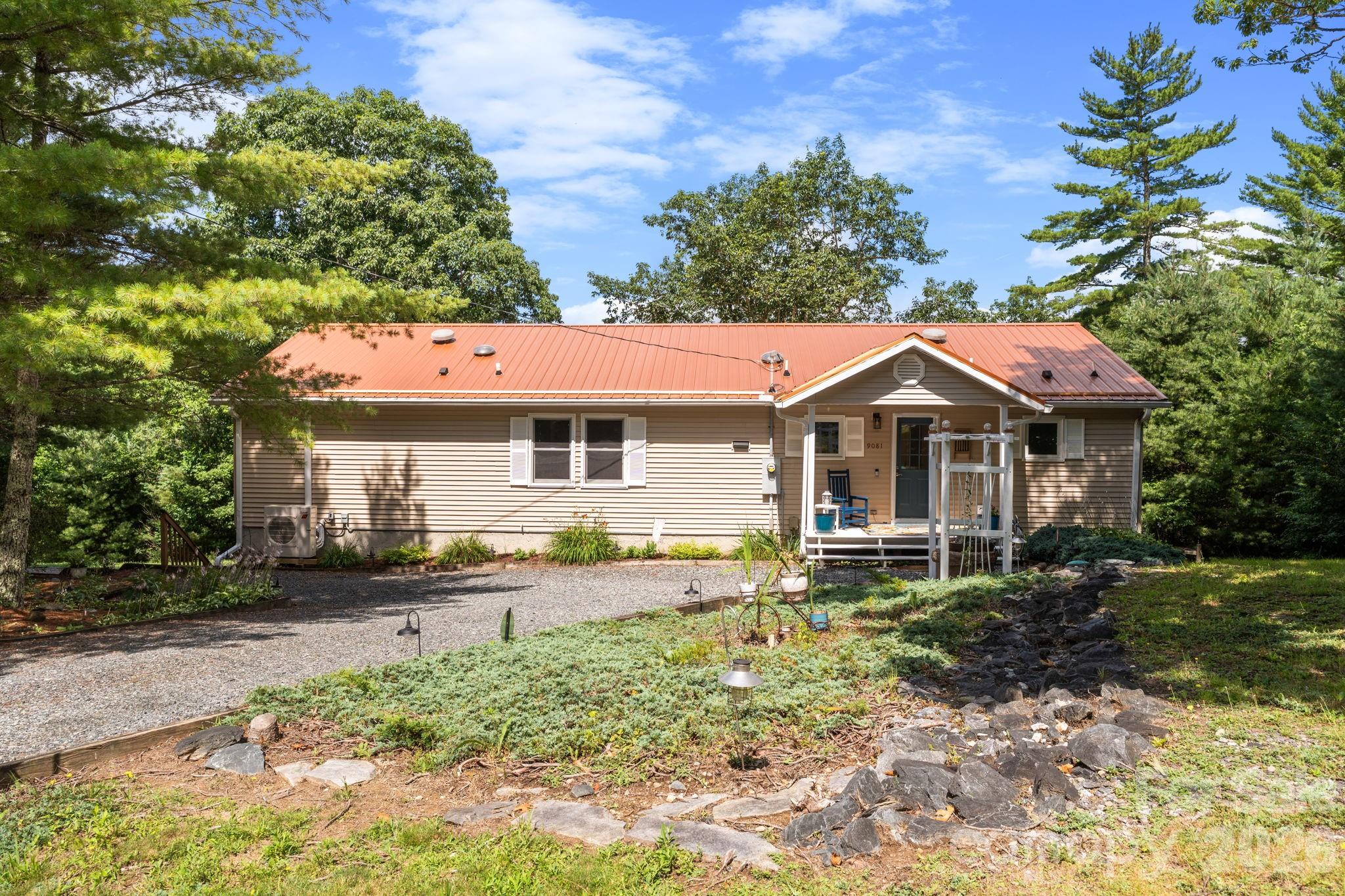 9081 Pittmans Gap Road Property Photo 35