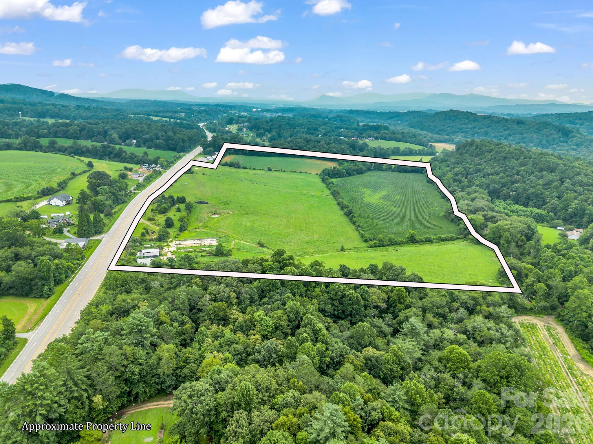 7513 Boylston Highway Property Photo 3