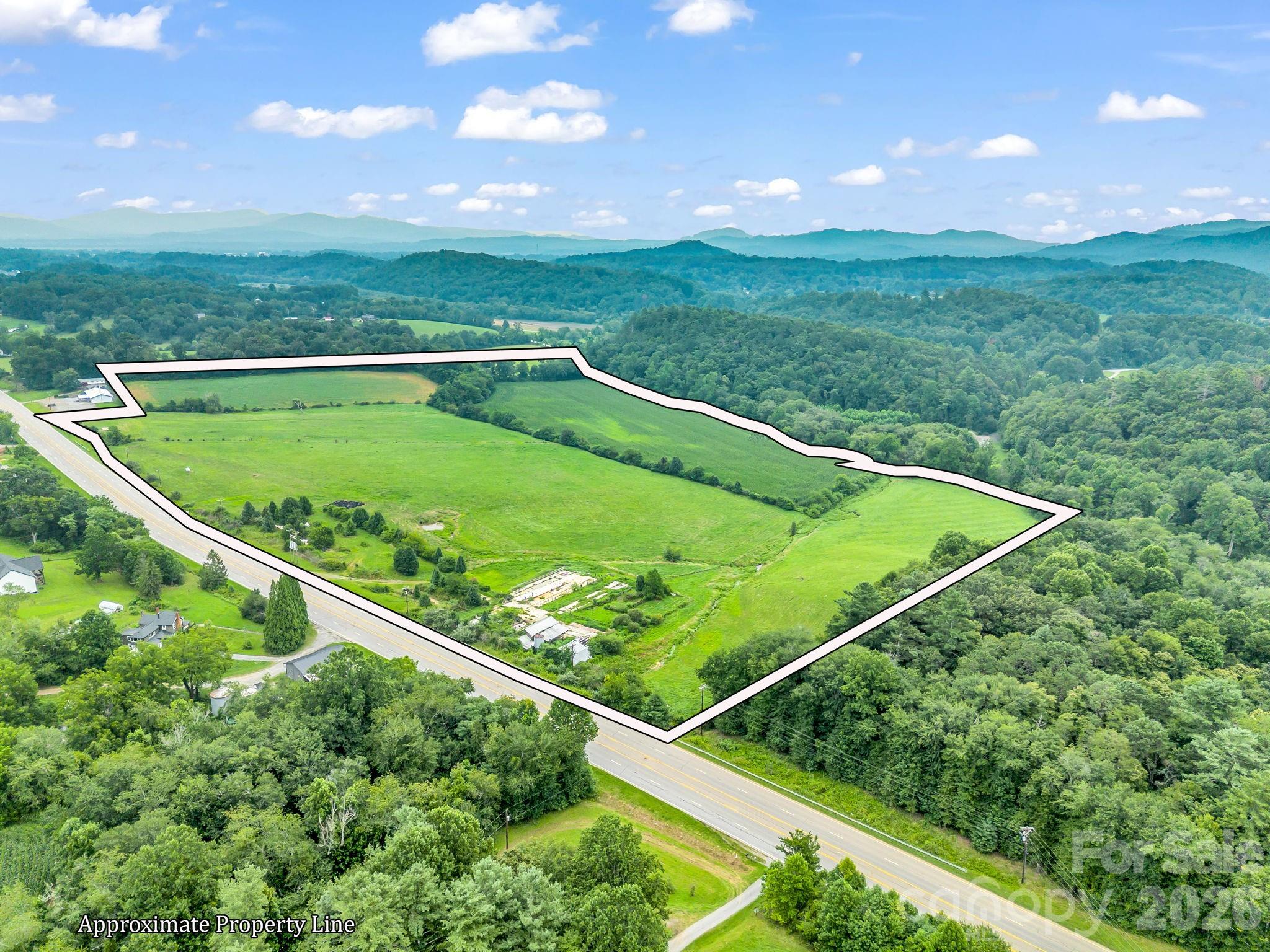 7513 Boylston Highway Property Photo 4