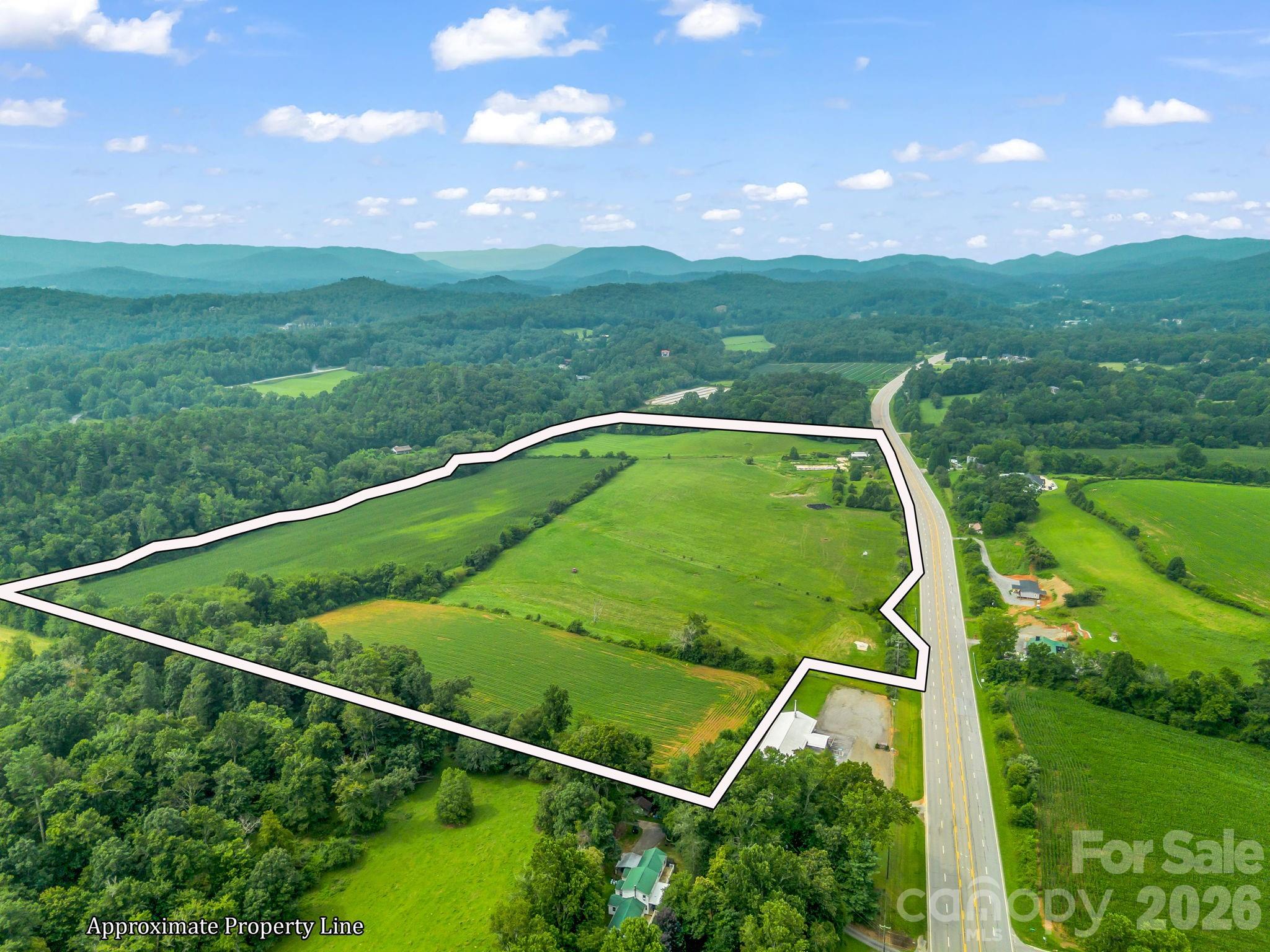 7513 Boylston Highway Property Photo 6