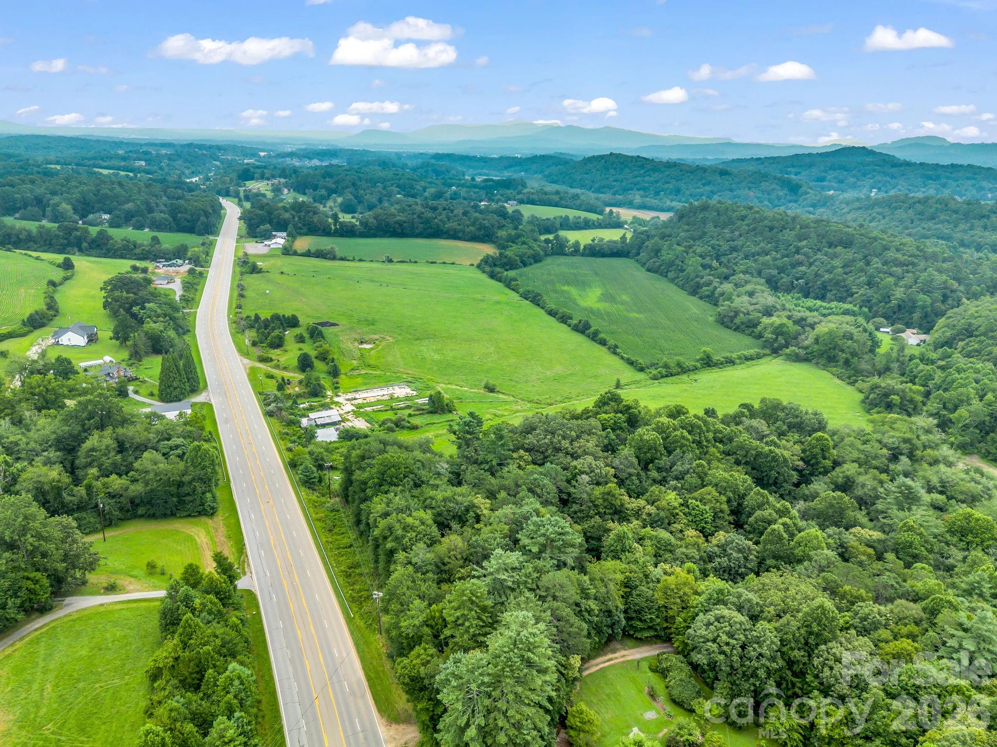 7513 Boylston Highway Property Photo 11