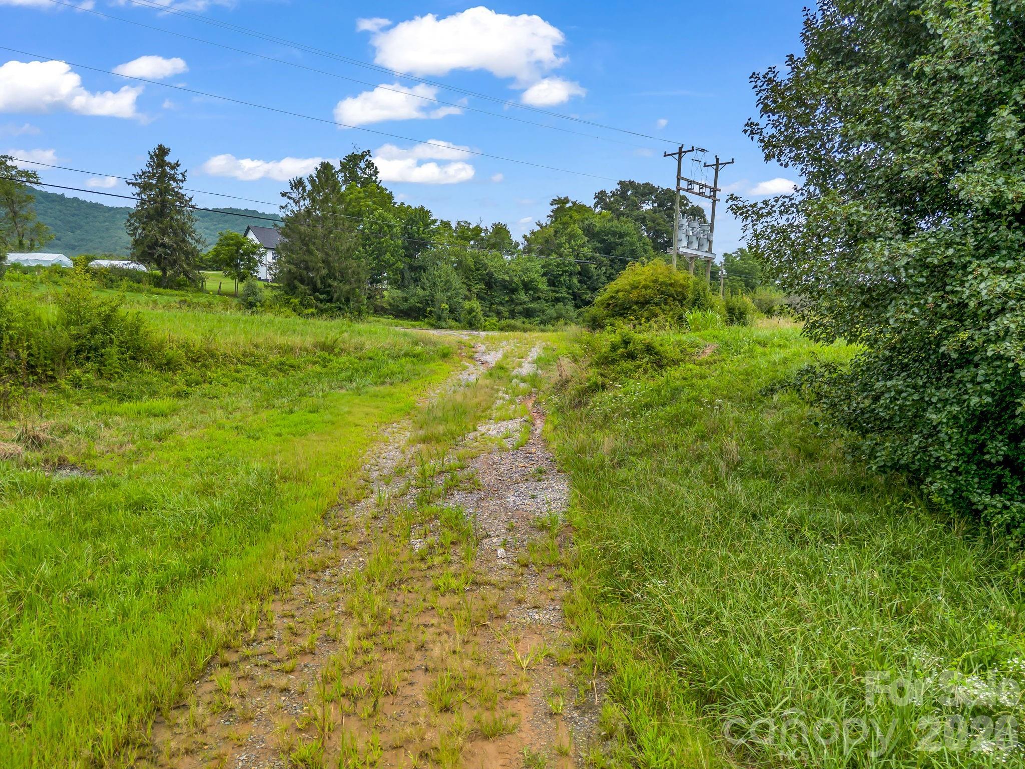 7513 Boylston Highway Property Photo 24