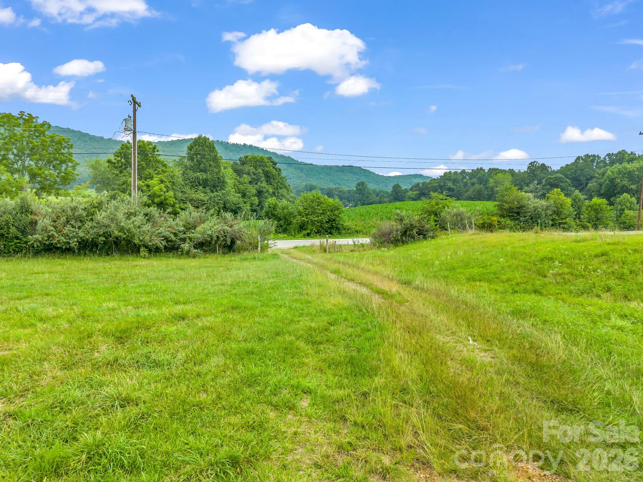 7513 Boylston Highway Property Photo 30