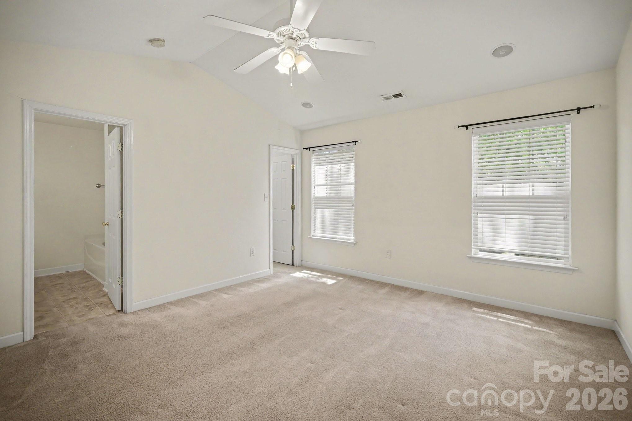 5604 Santeelah Court Property Photo 9