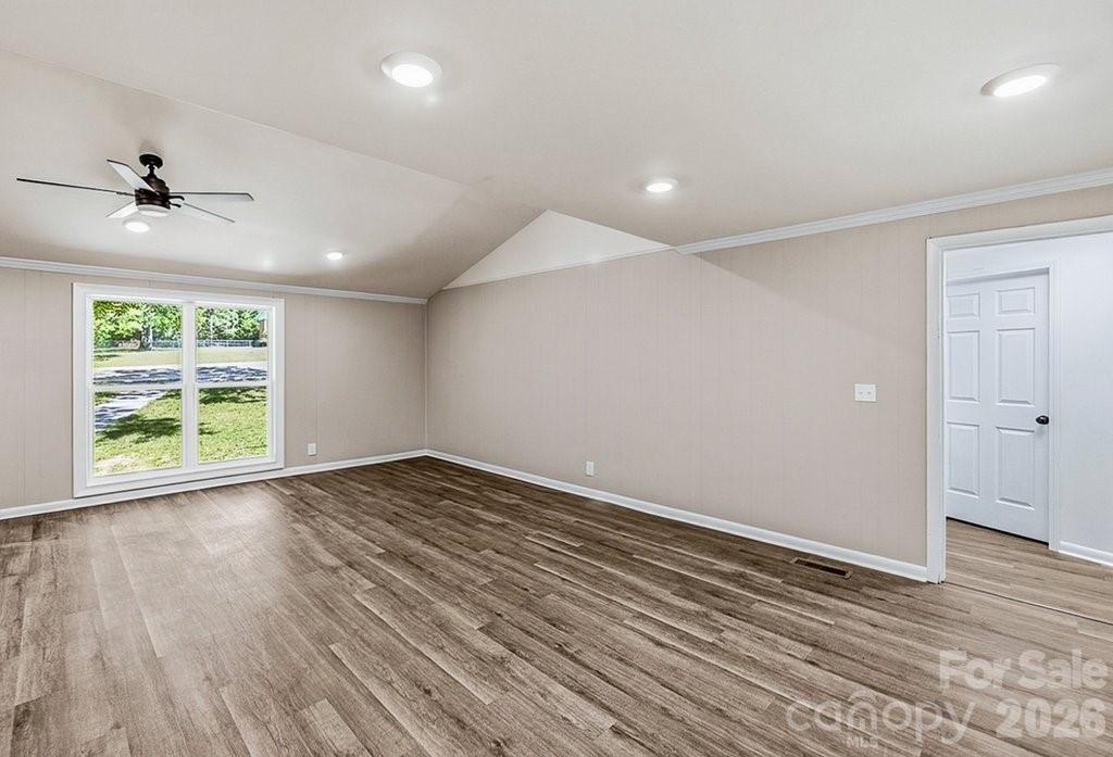 139 E Forest Drive Property Photo 14