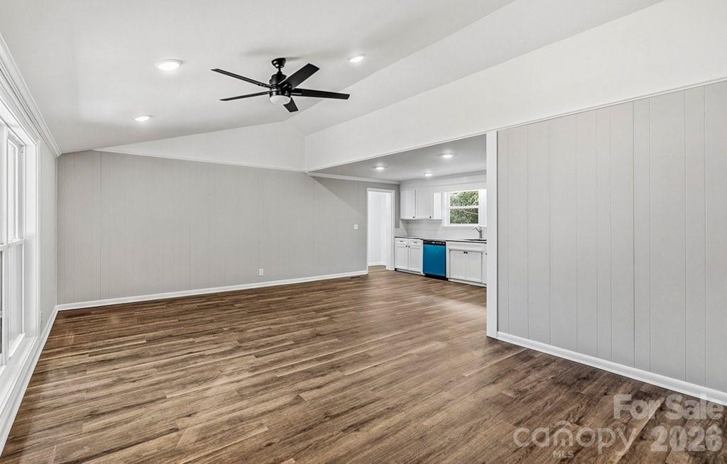 139 E Forest Drive Property Photo 16
