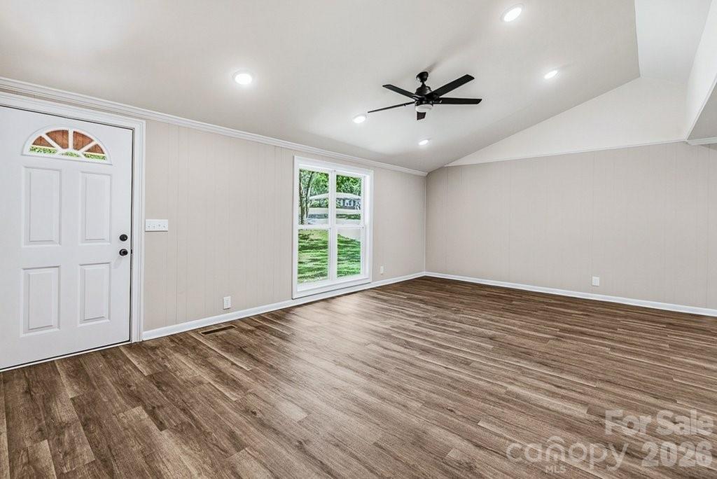 139 E Forest Drive Property Photo 17