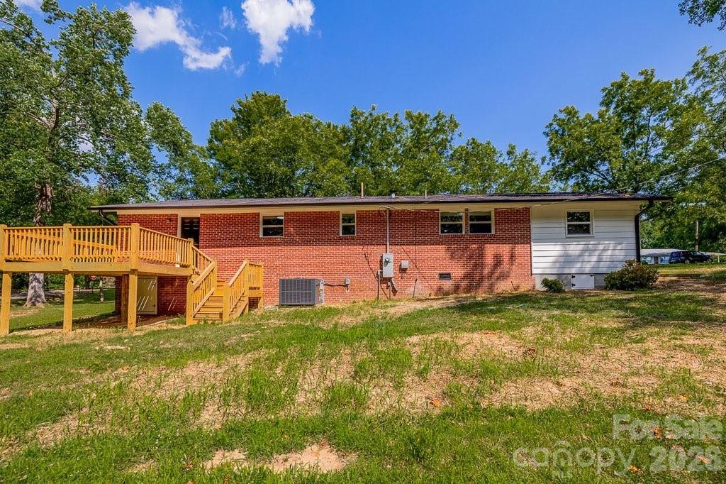 139 E Forest Drive Property Photo 37