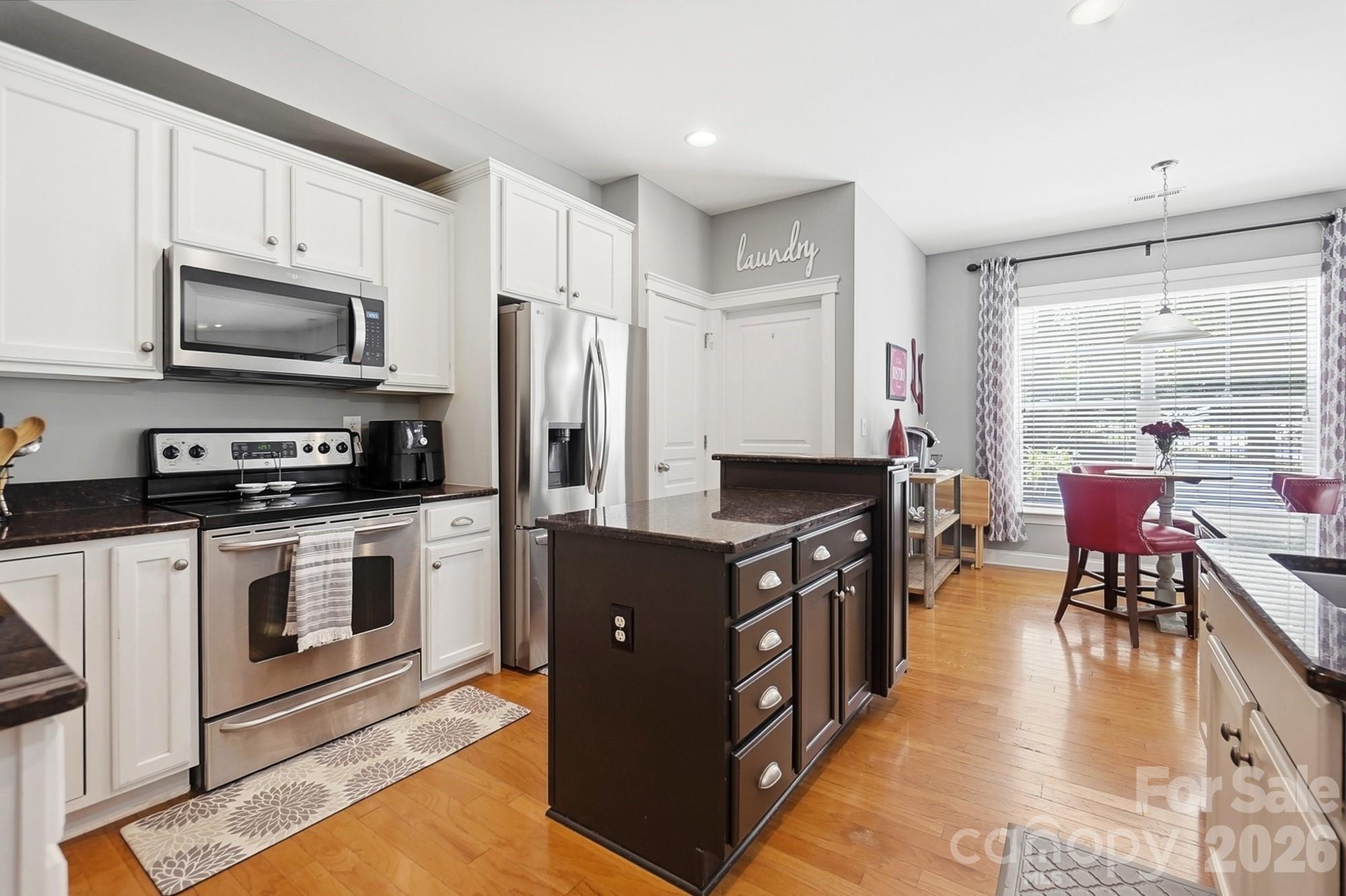 8500 Willow Branch Drive Property Photo 11