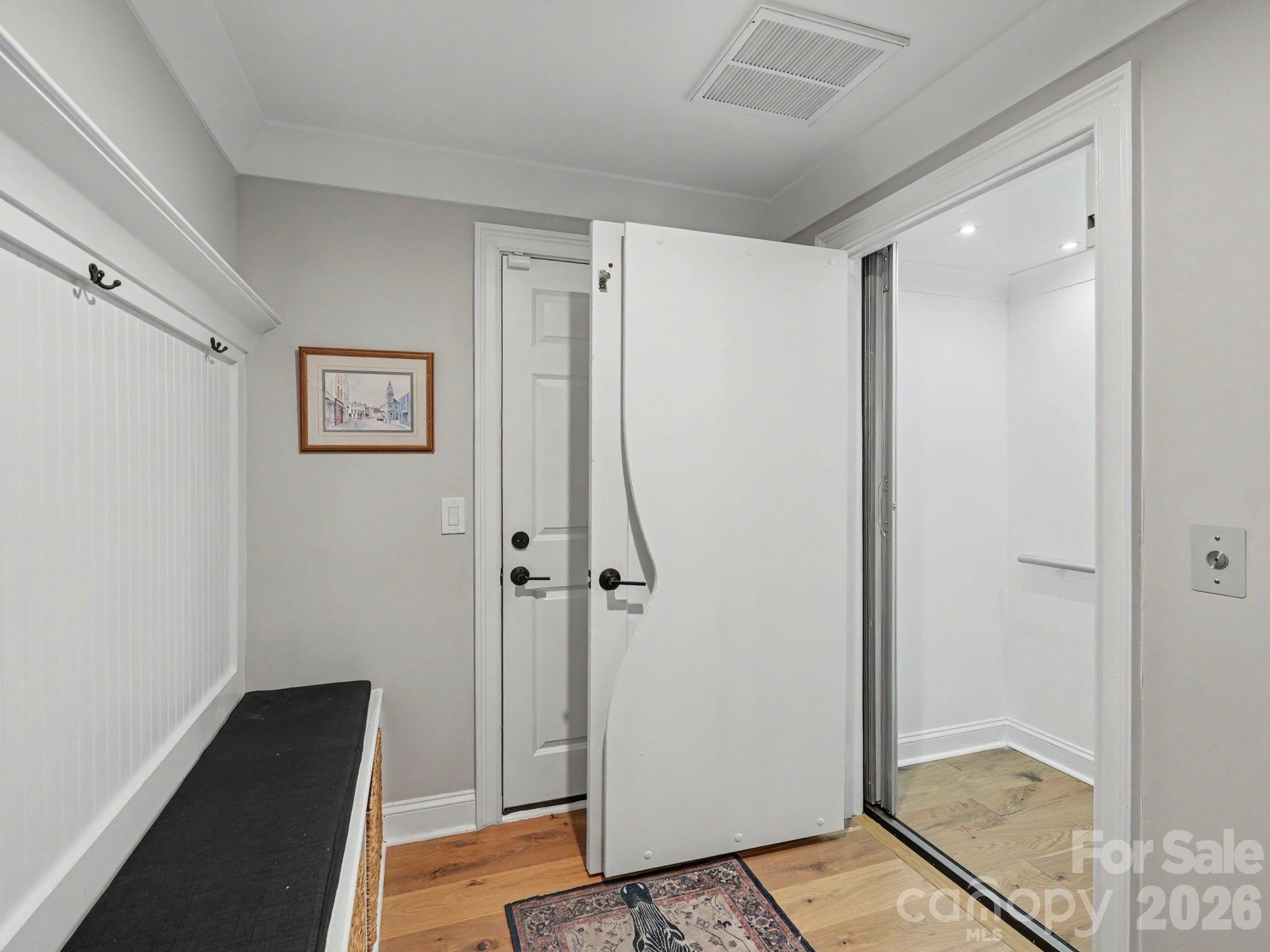2523 Deacon Avenue Property Photo 7