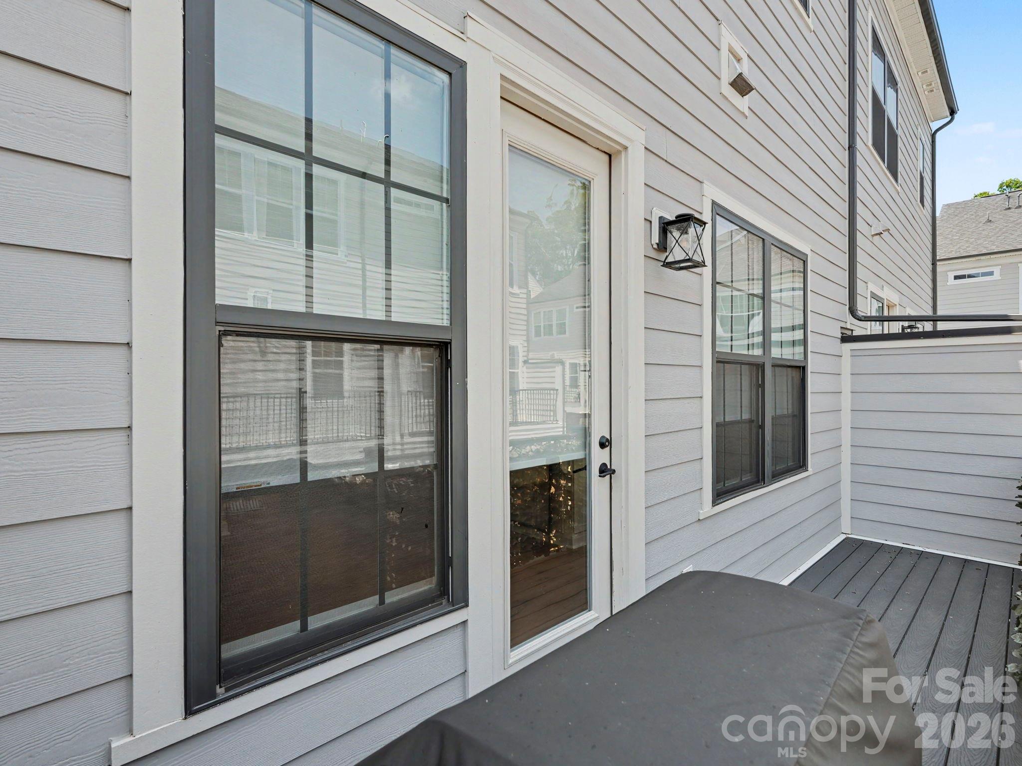 2523 Deacon Avenue Property Photo 41