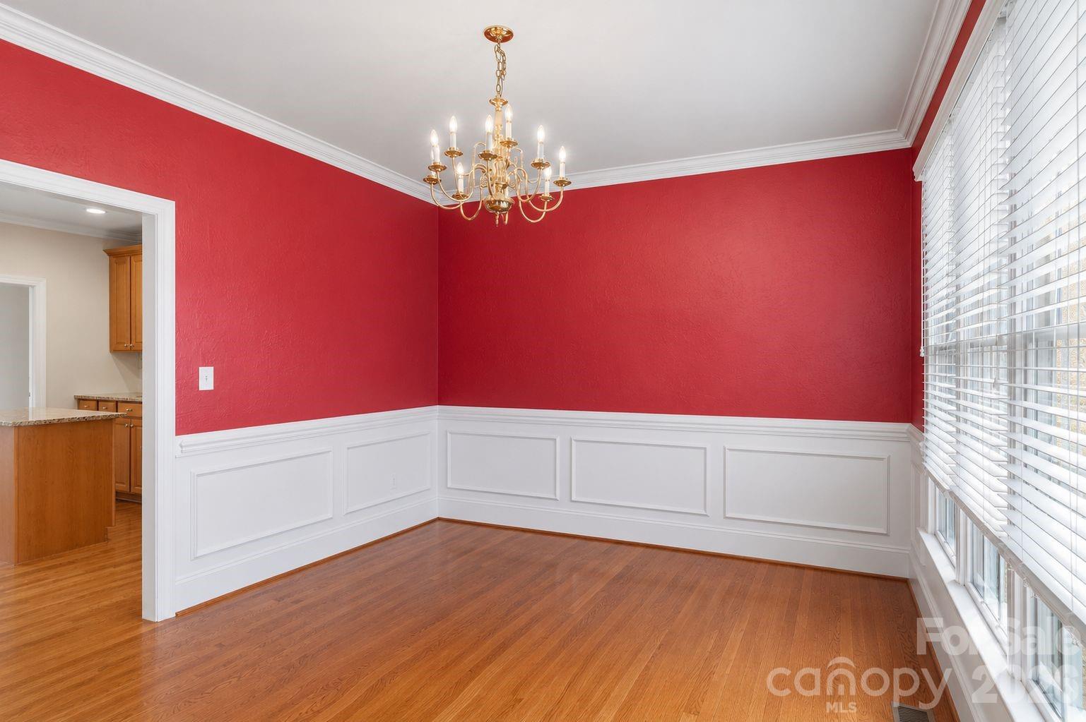 1869 Curraghmore Road Property Photo 5