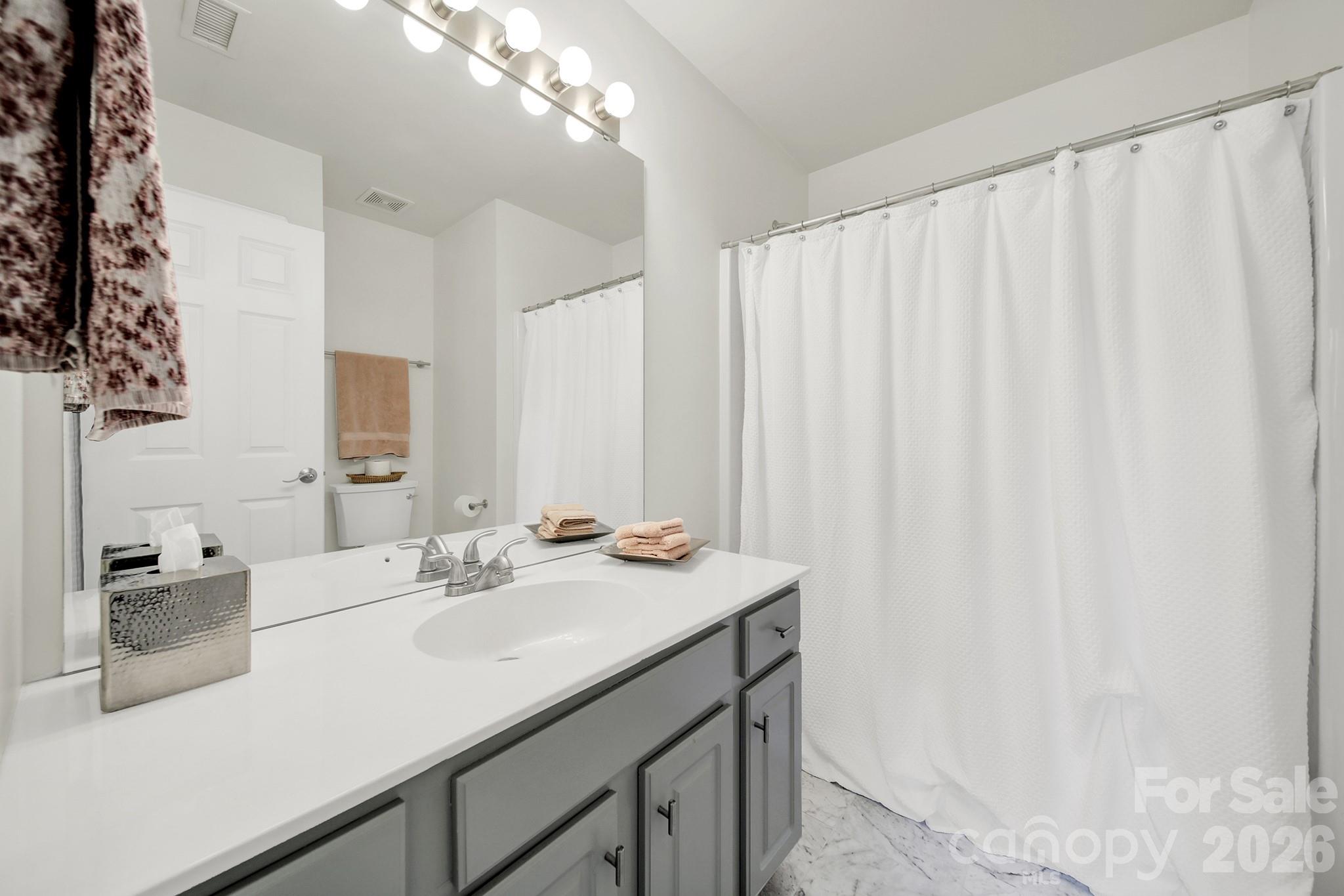 3030 Castleberry Court Property Photo 25