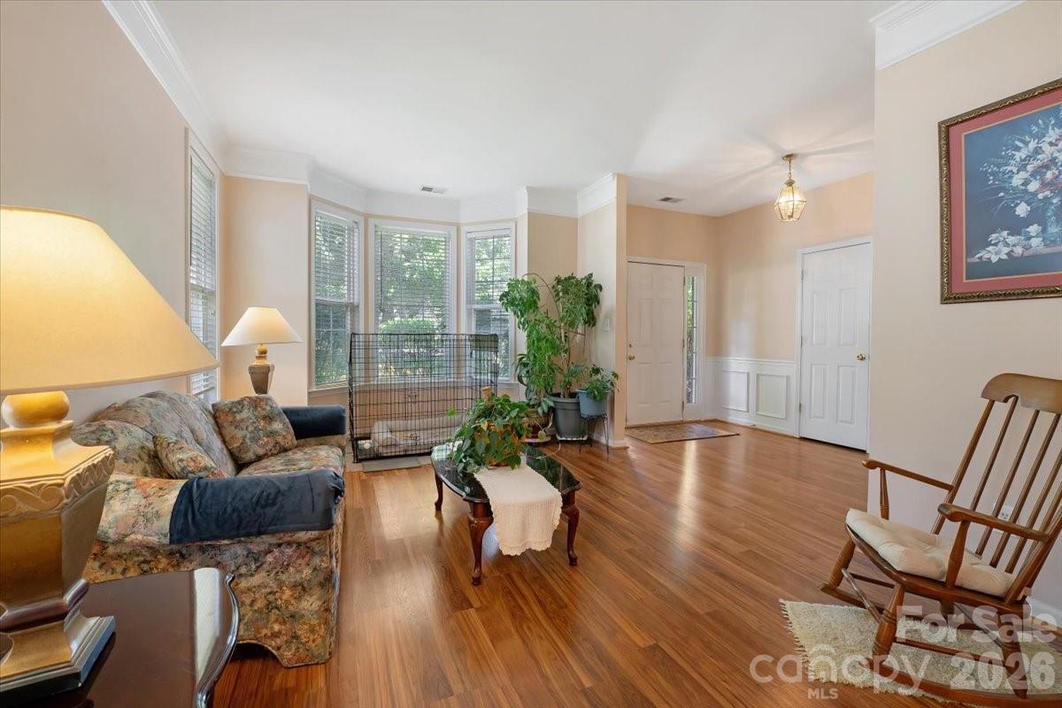 11932 Fox Glen Road Property Photo 7