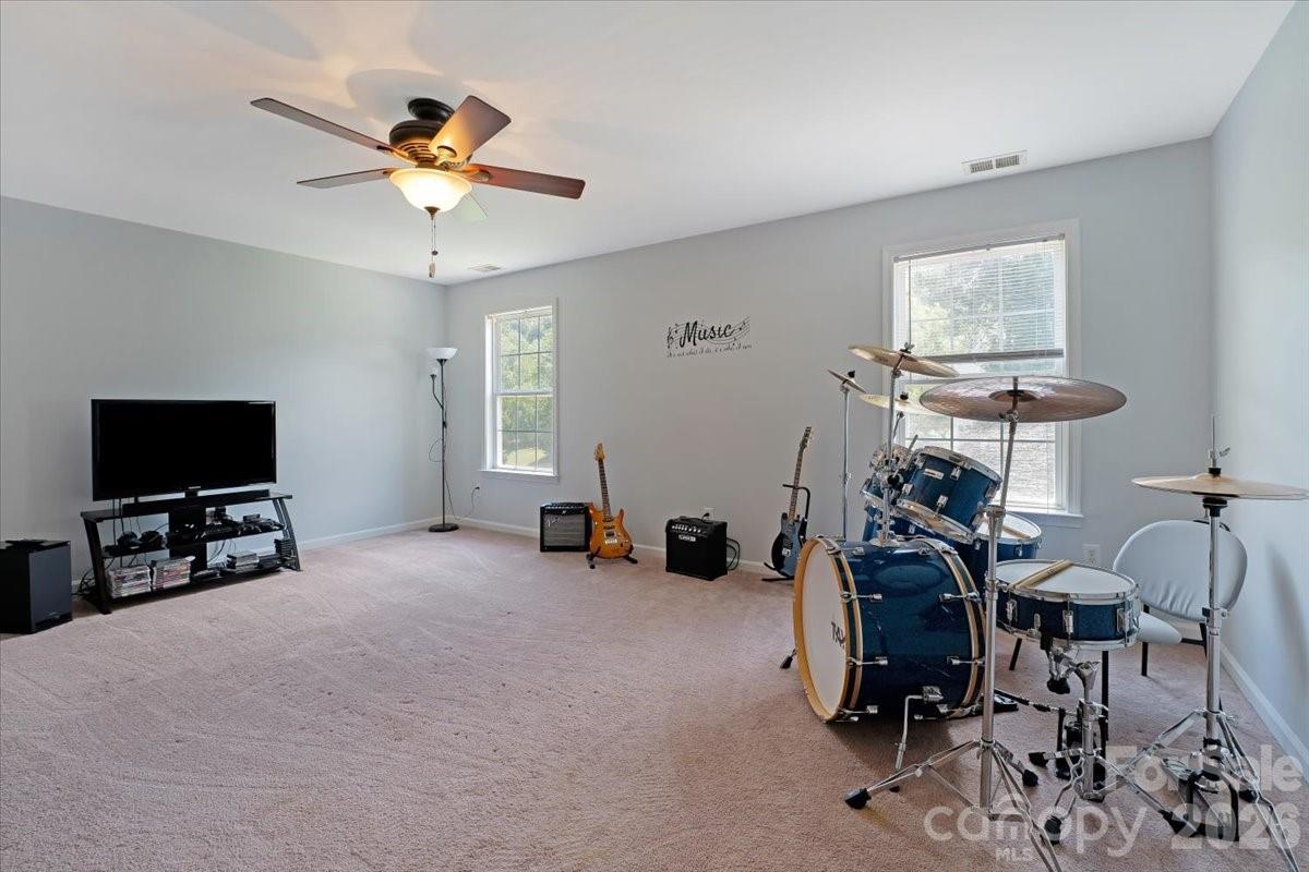 11932 Fox Glen Road Property Photo 14