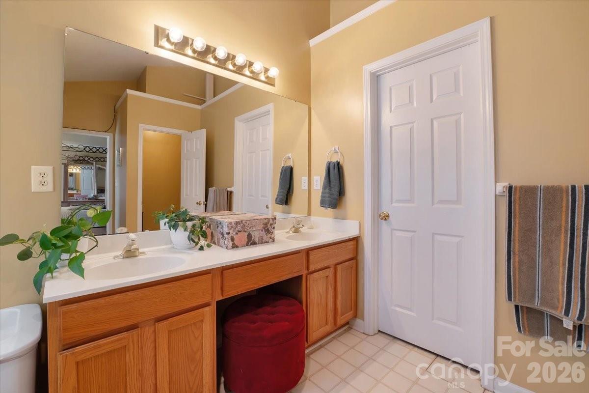11932 Fox Glen Road Property Photo 21