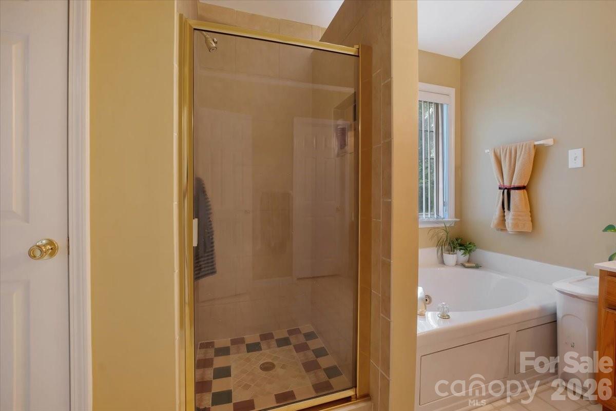 11932 Fox Glen Road Property Photo 23