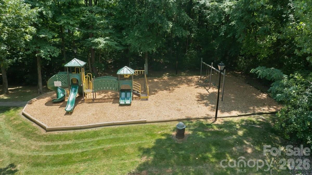 11932 Fox Glen Road Property Photo 30