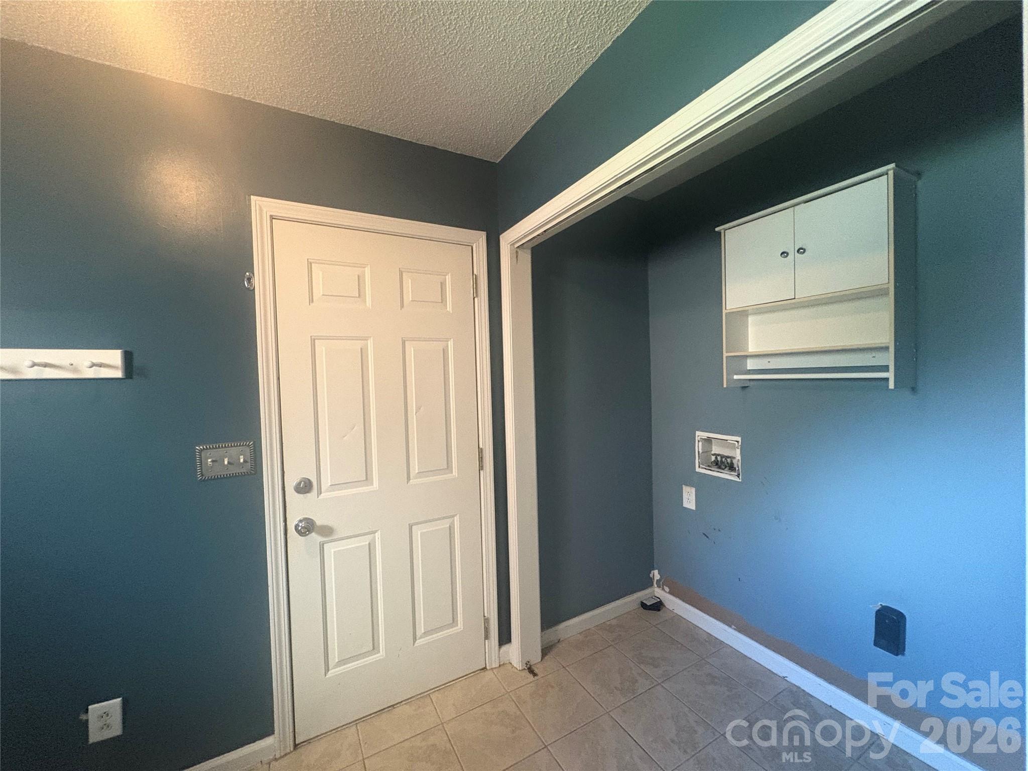 4105 Salem Pointe Drive Property Photo 5