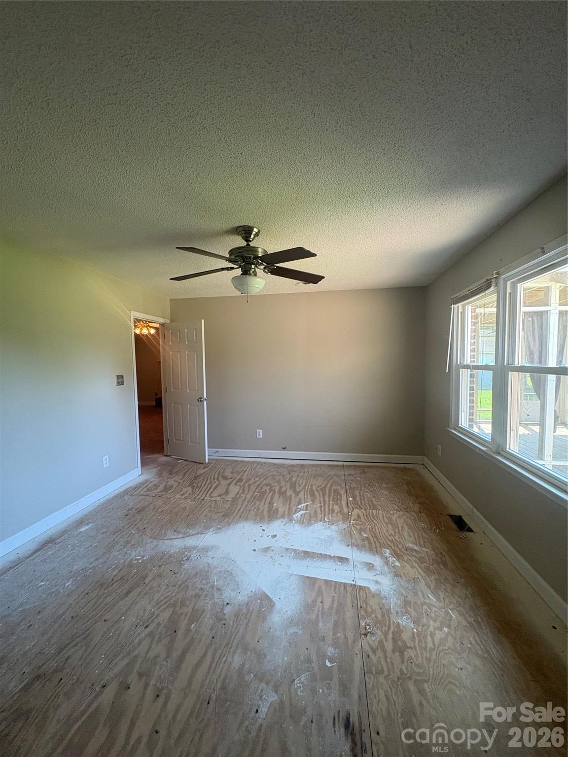 4105 Salem Pointe Drive Property Photo 15