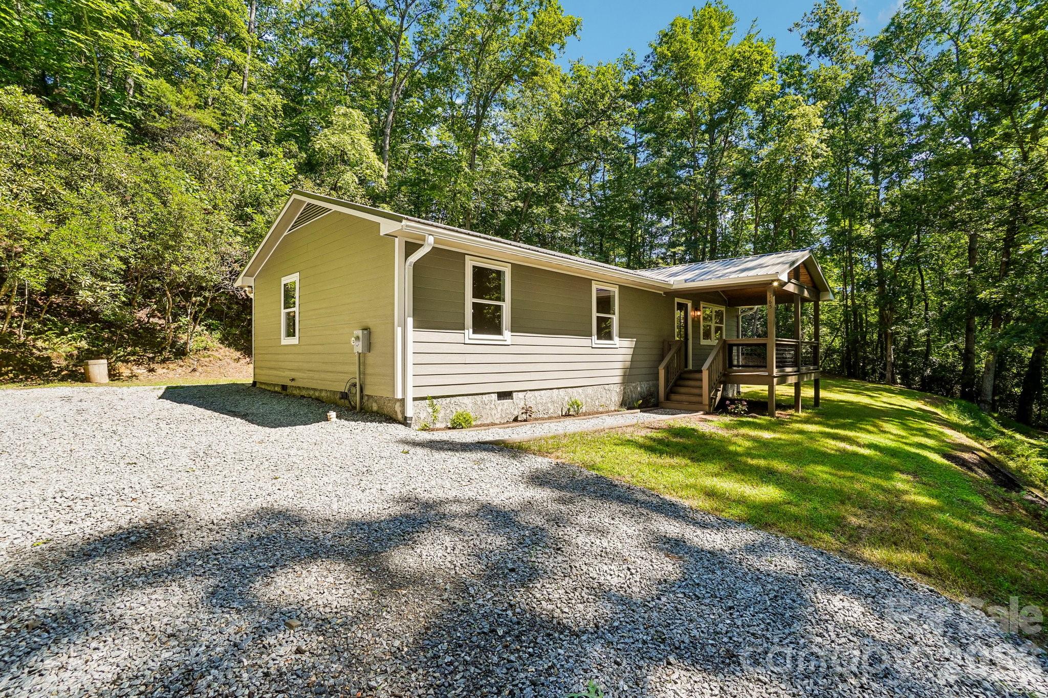 165 Westwood Drive Property Photo 2