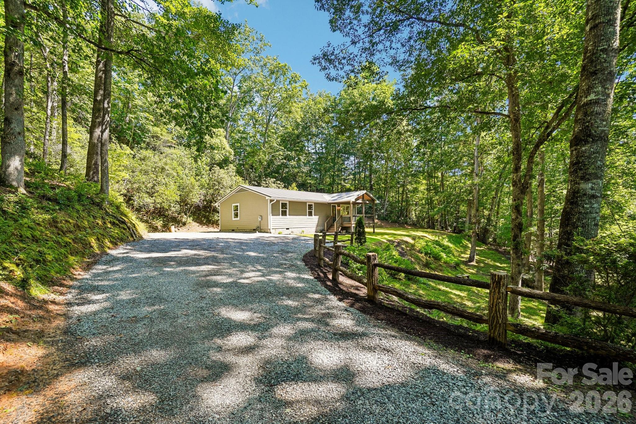 165 Westwood Drive Property Photo 4