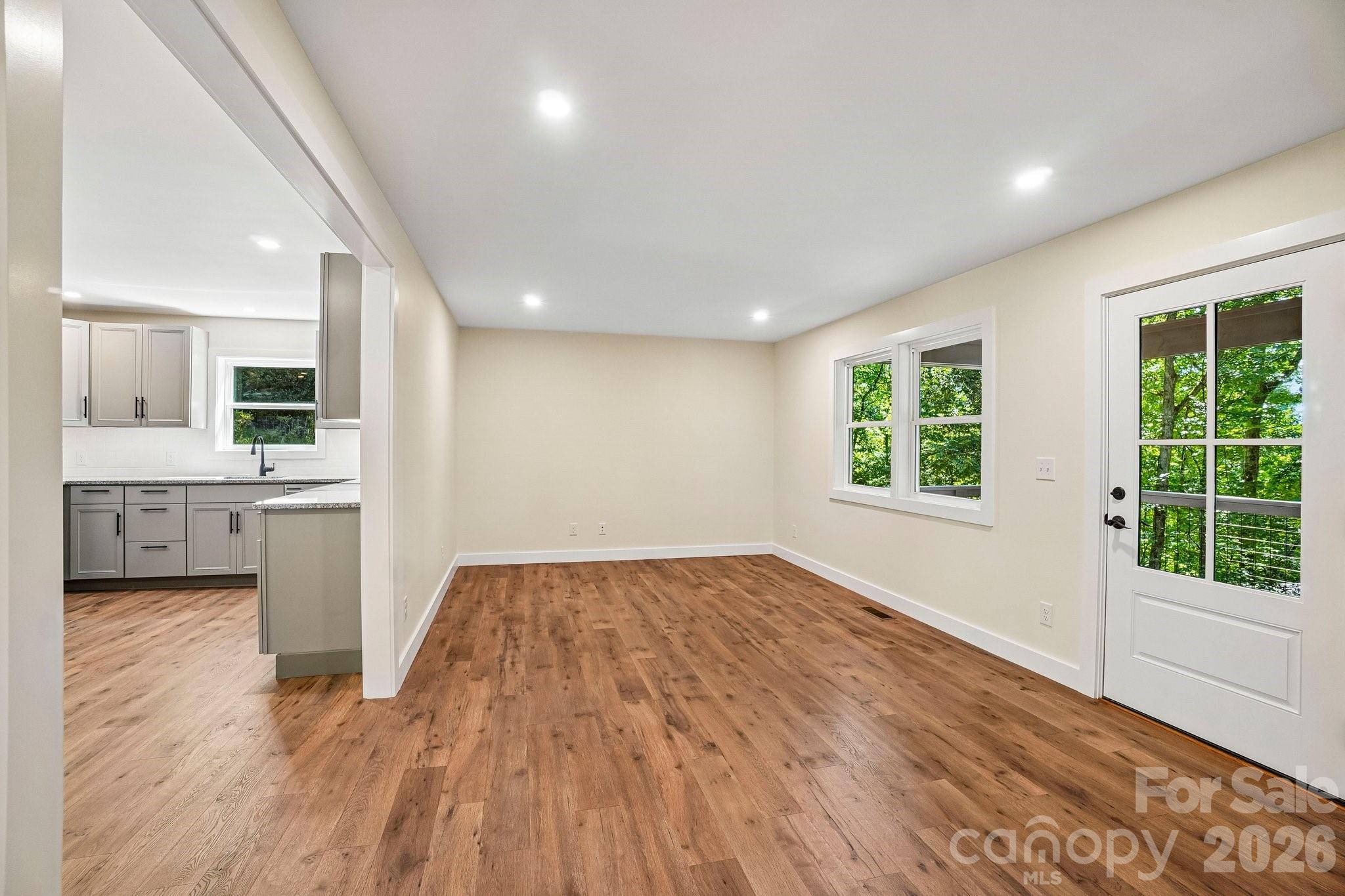 165 Westwood Drive Property Photo 9