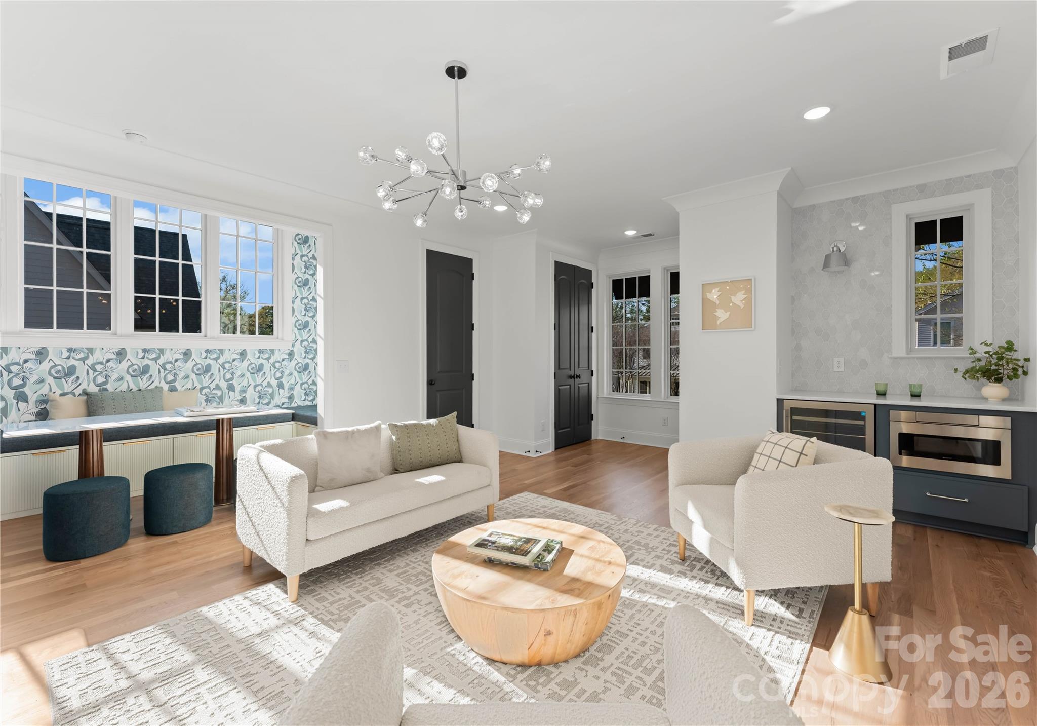 154 N Canterbury Road Property Photo 40