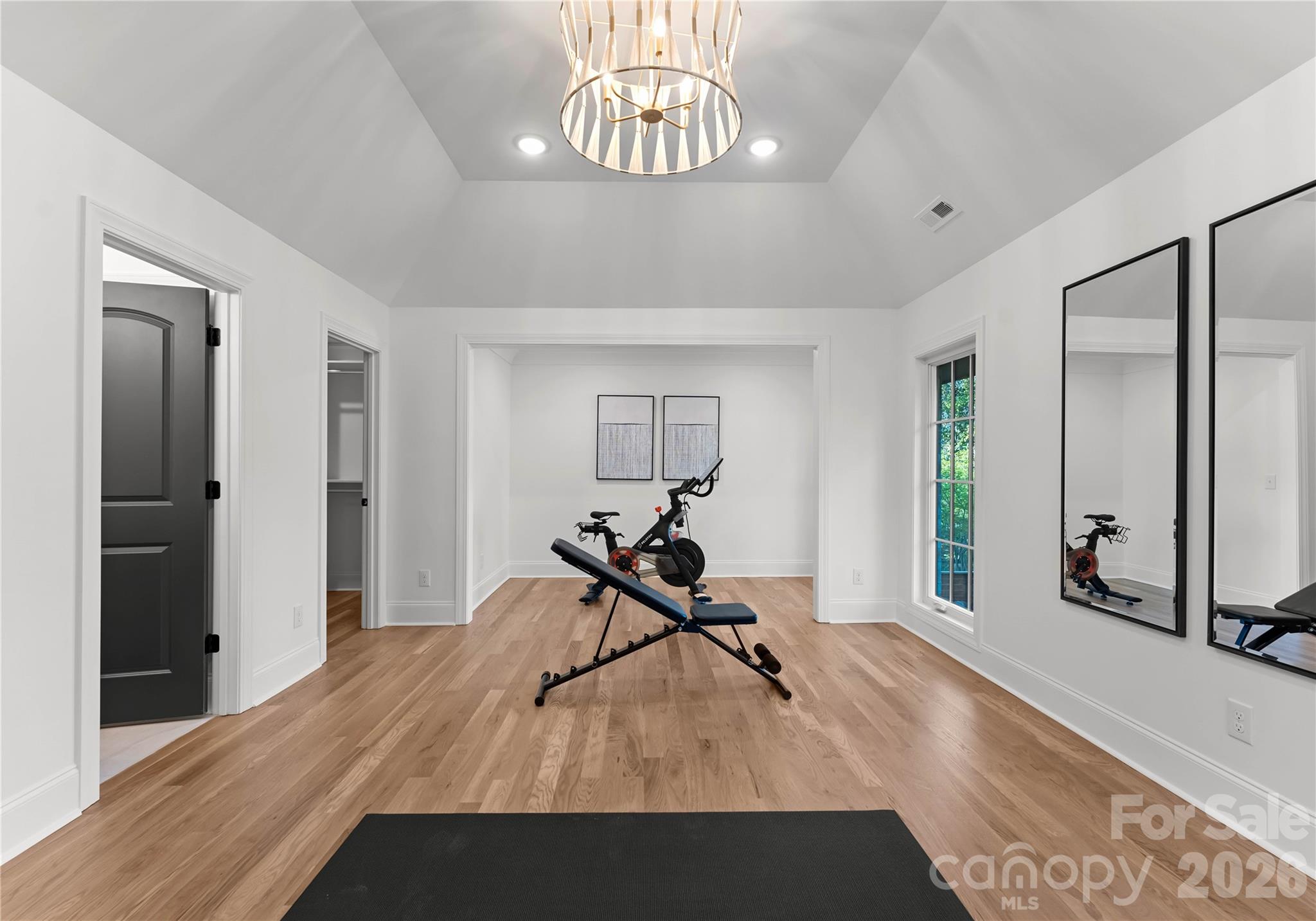 154 N Canterbury Road Property Photo 41