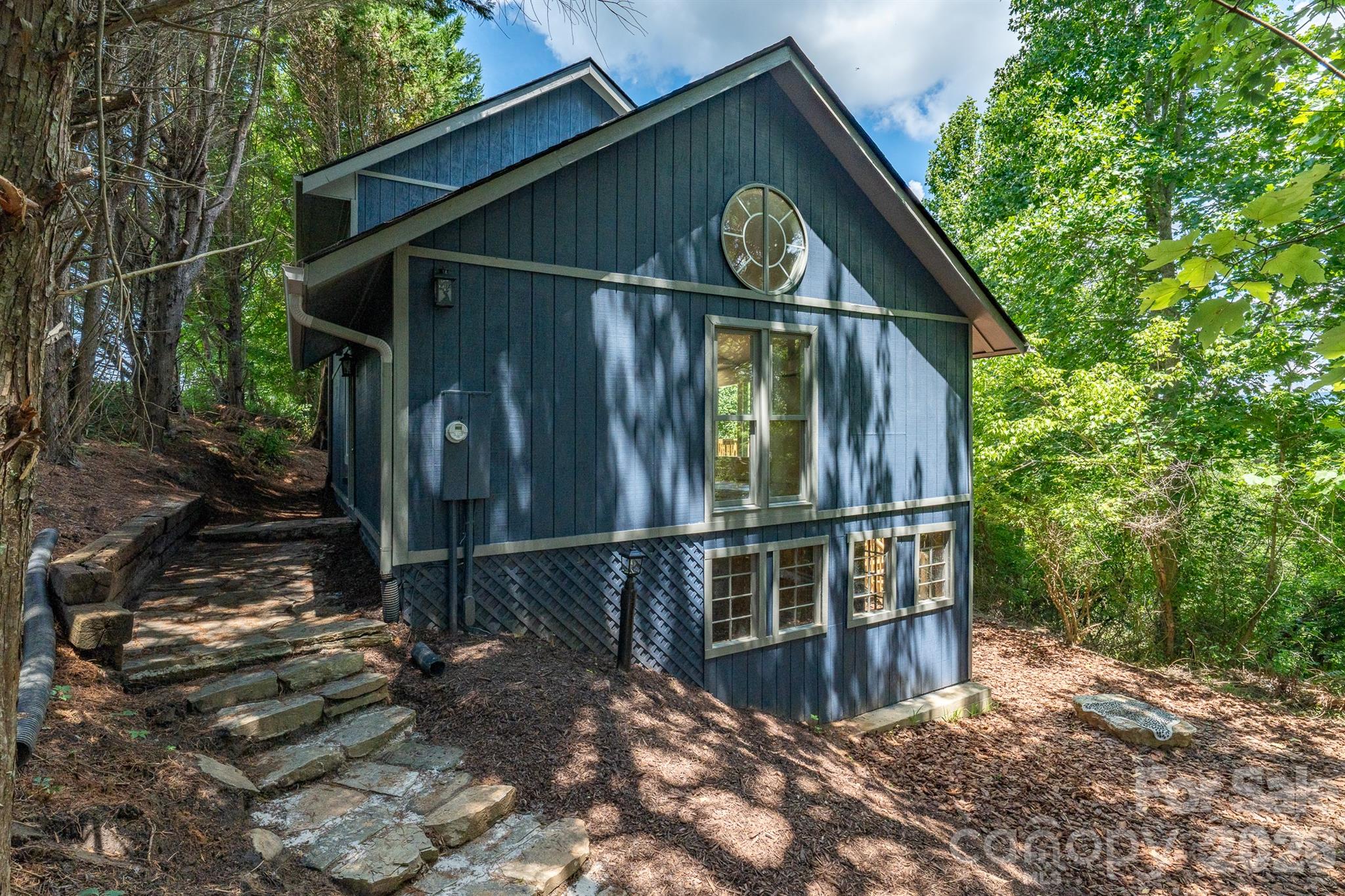 366 Cabin Hollow Drive Property Photo 4