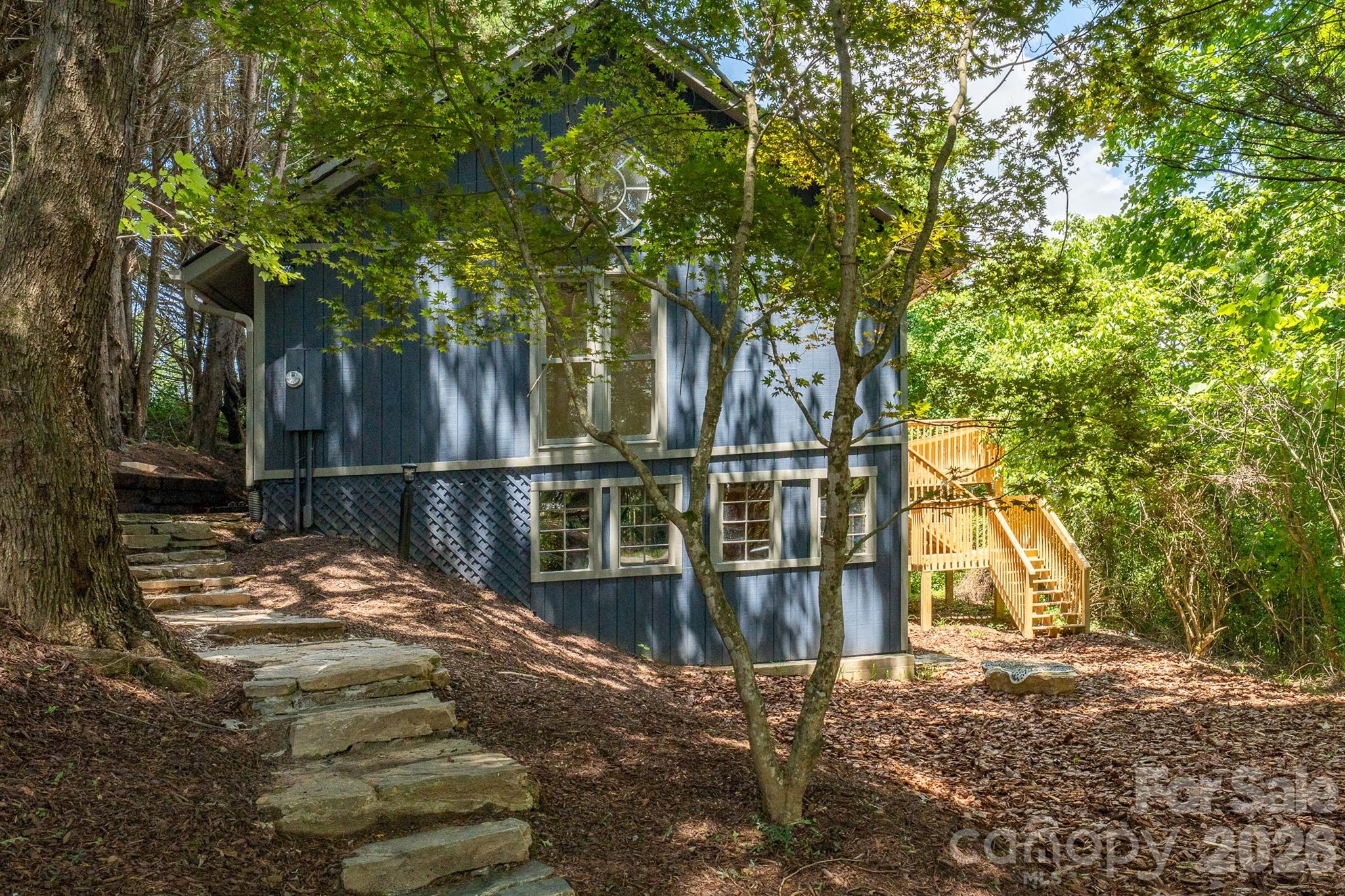366 Cabin Hollow Drive Property Photo 5