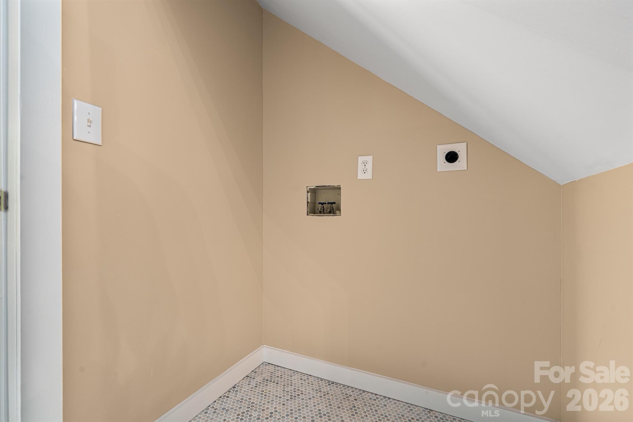 366 Cabin Hollow Drive Property Photo 26