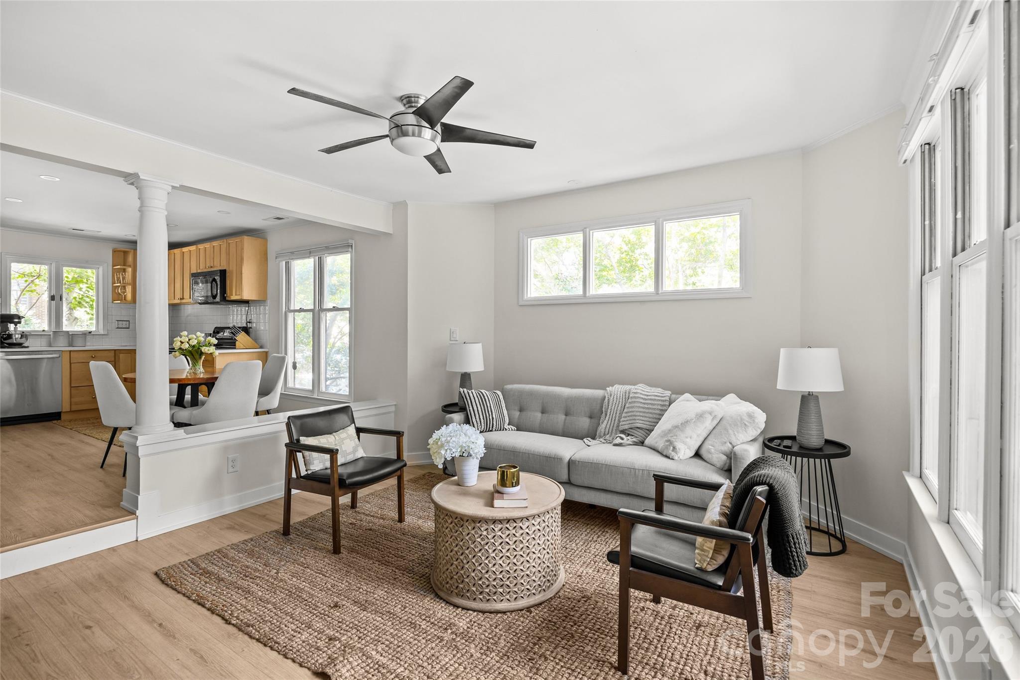 433 W 8th Street 68 Property Photo 1