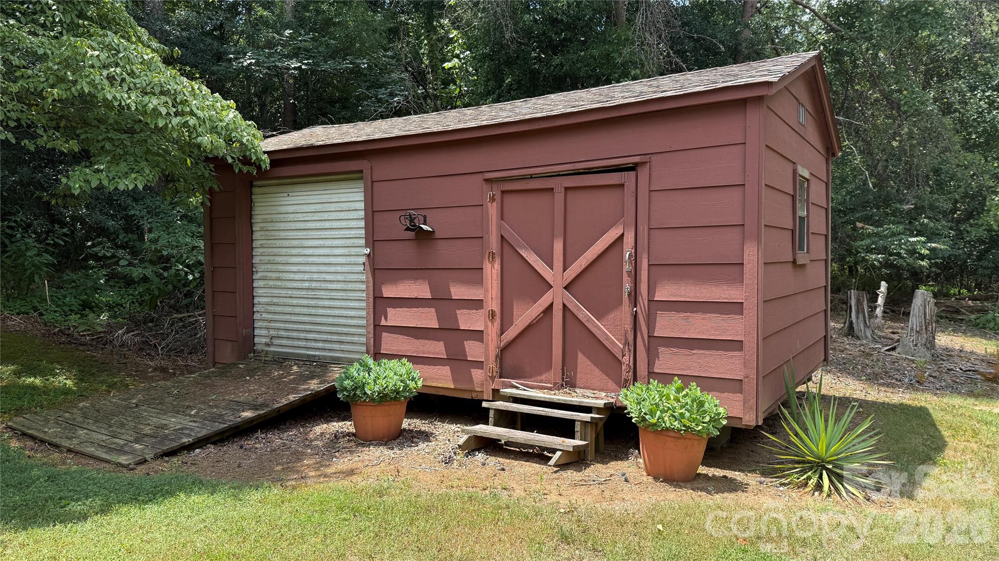 3858 Dover Street Property Photo 21
