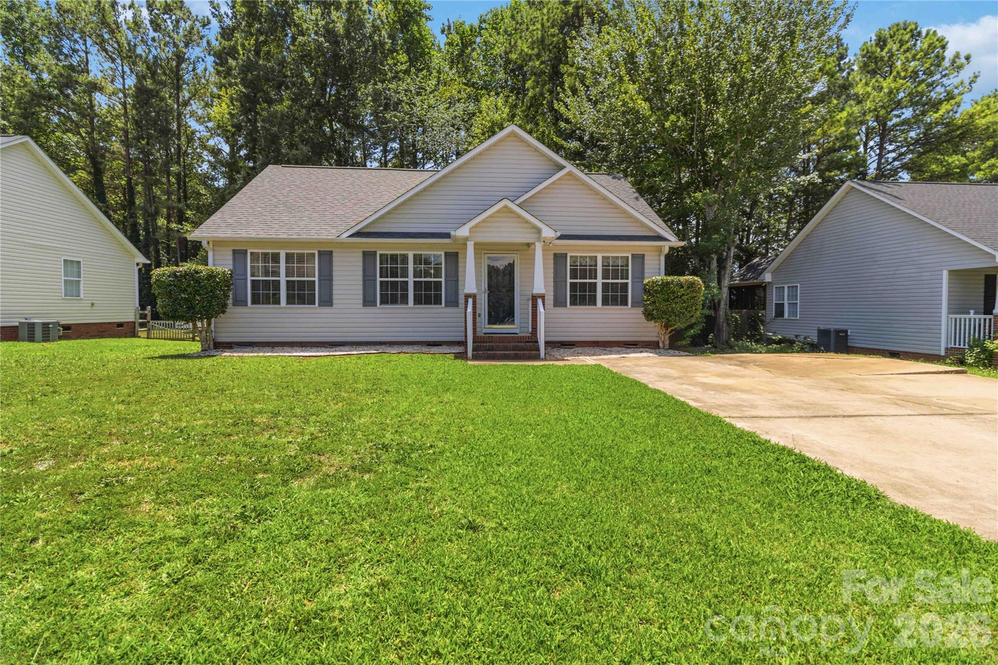 1134 Allison Bluff Trail Property Photo 1