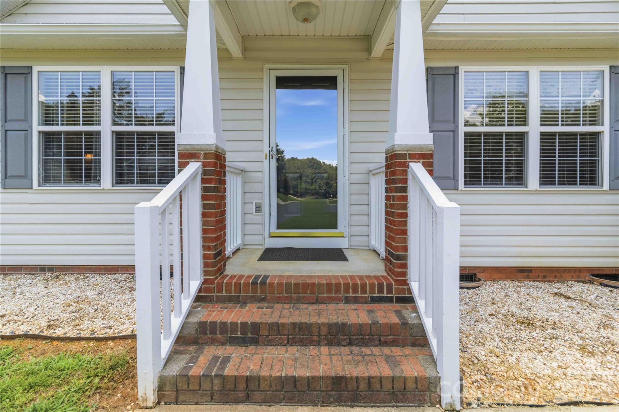1134 Allison Bluff Trail Property Photo 4