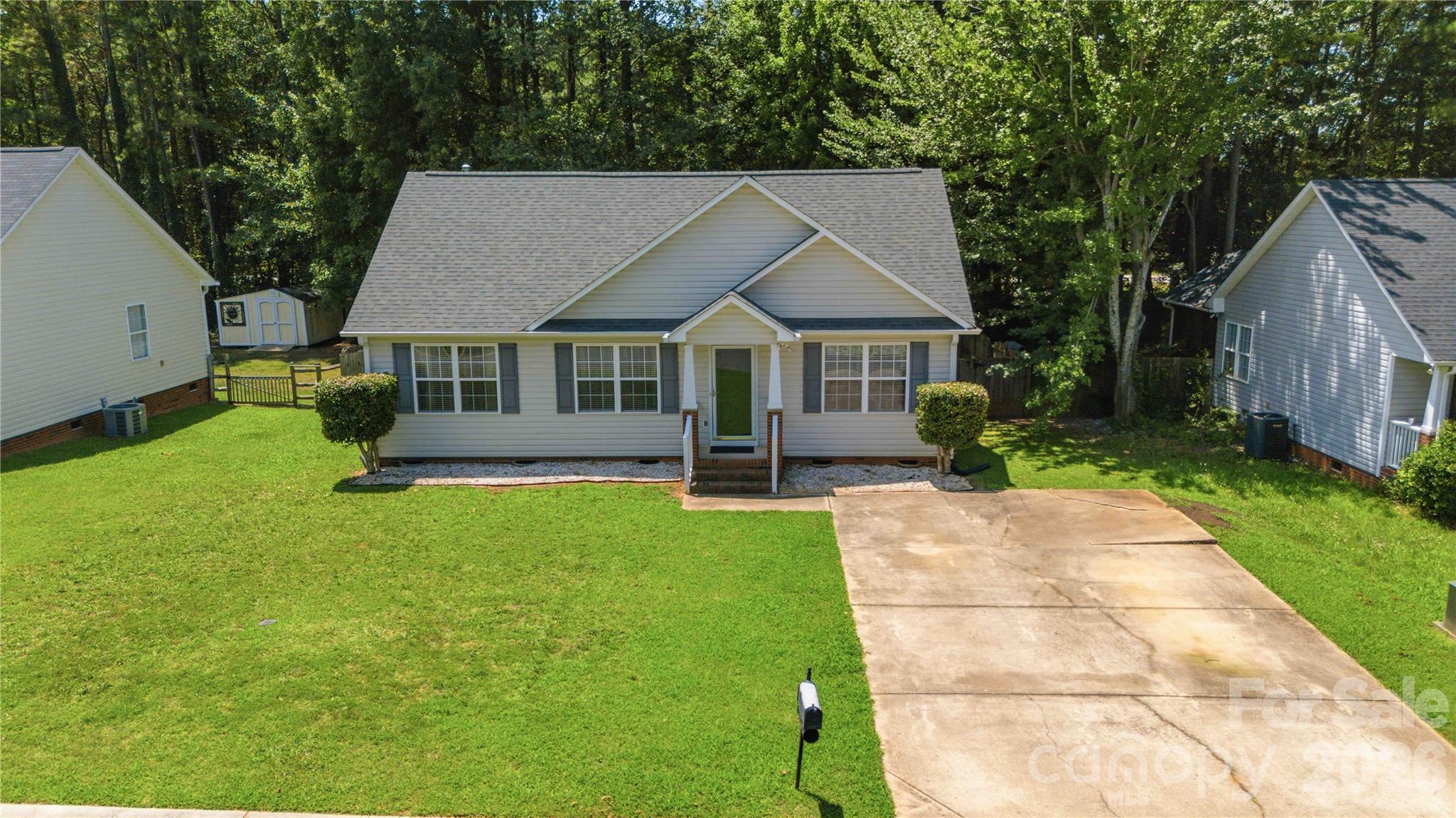 1134 Allison Bluff Trail Property Photo 32