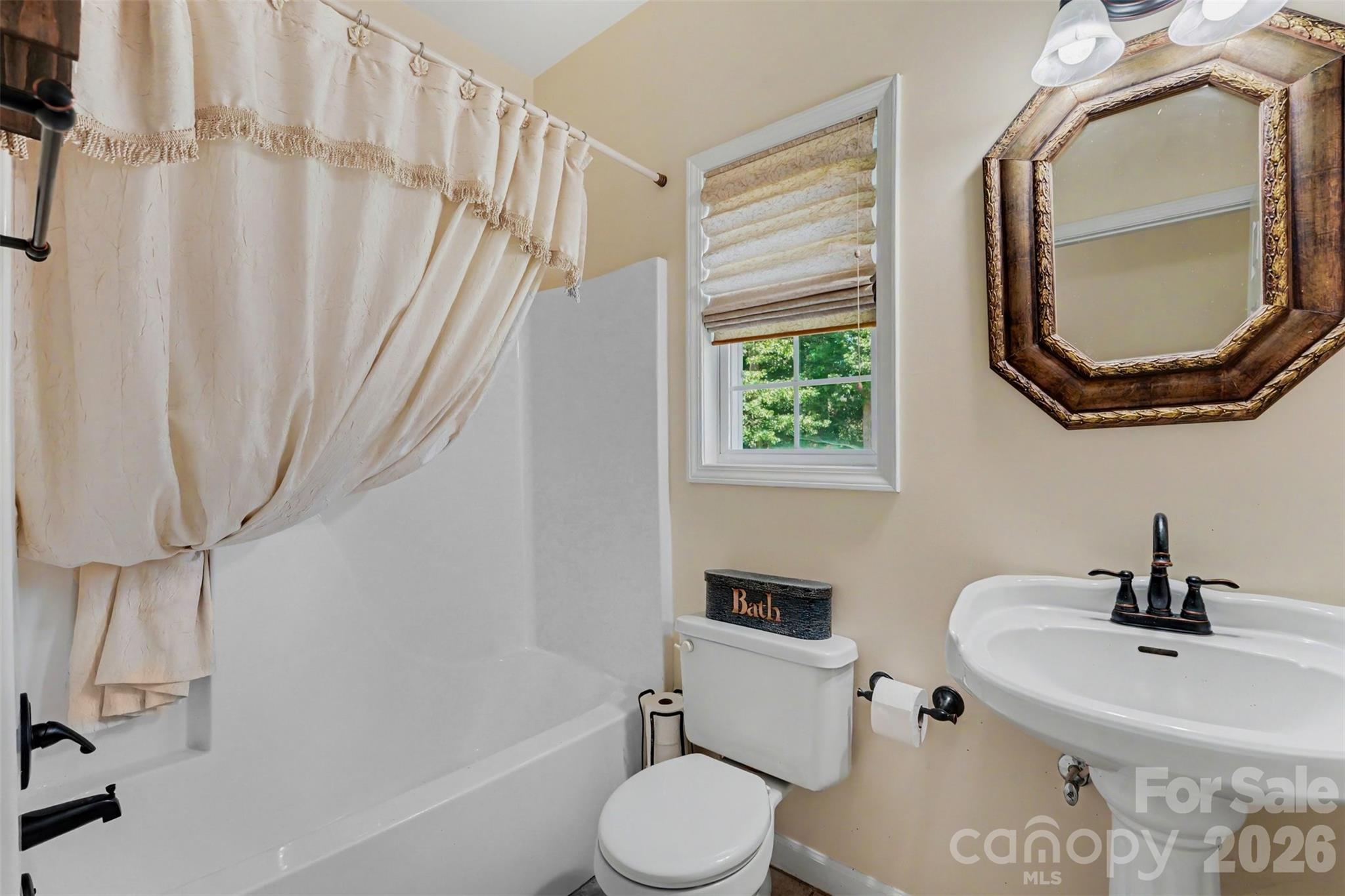 4858 Elmhurst Drive Property Photo 11