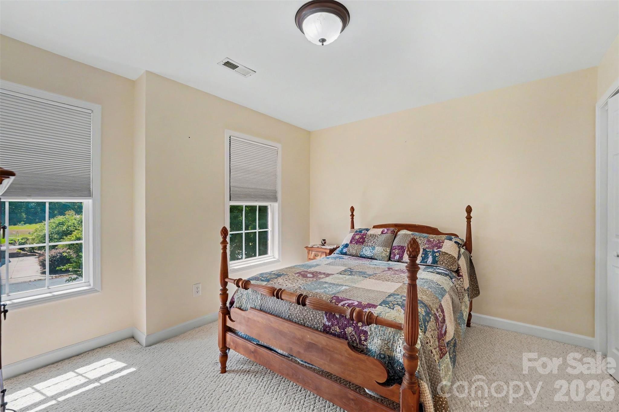 4858 Elmhurst Drive Property Photo 16