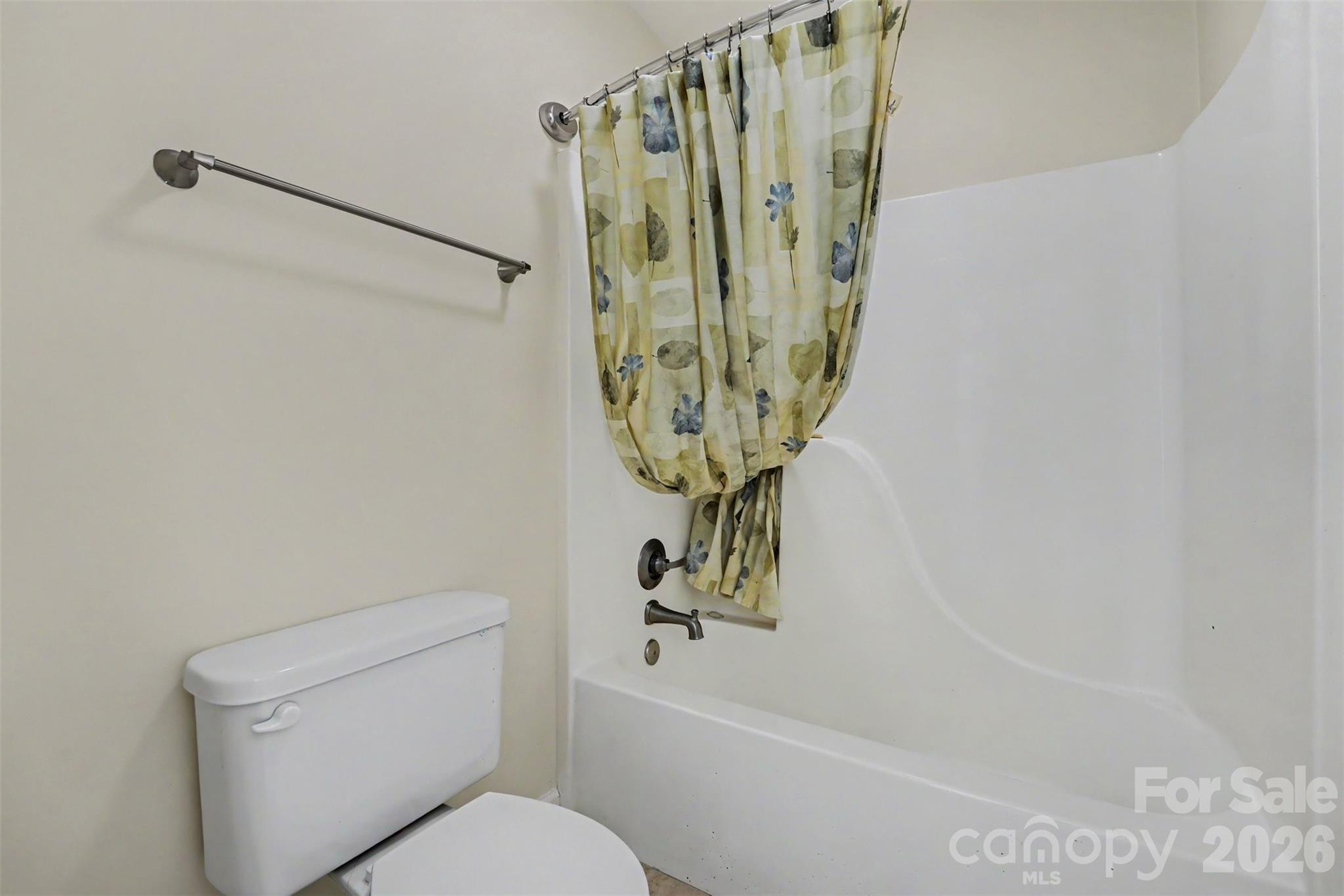 4858 Elmhurst Drive Property Photo 18