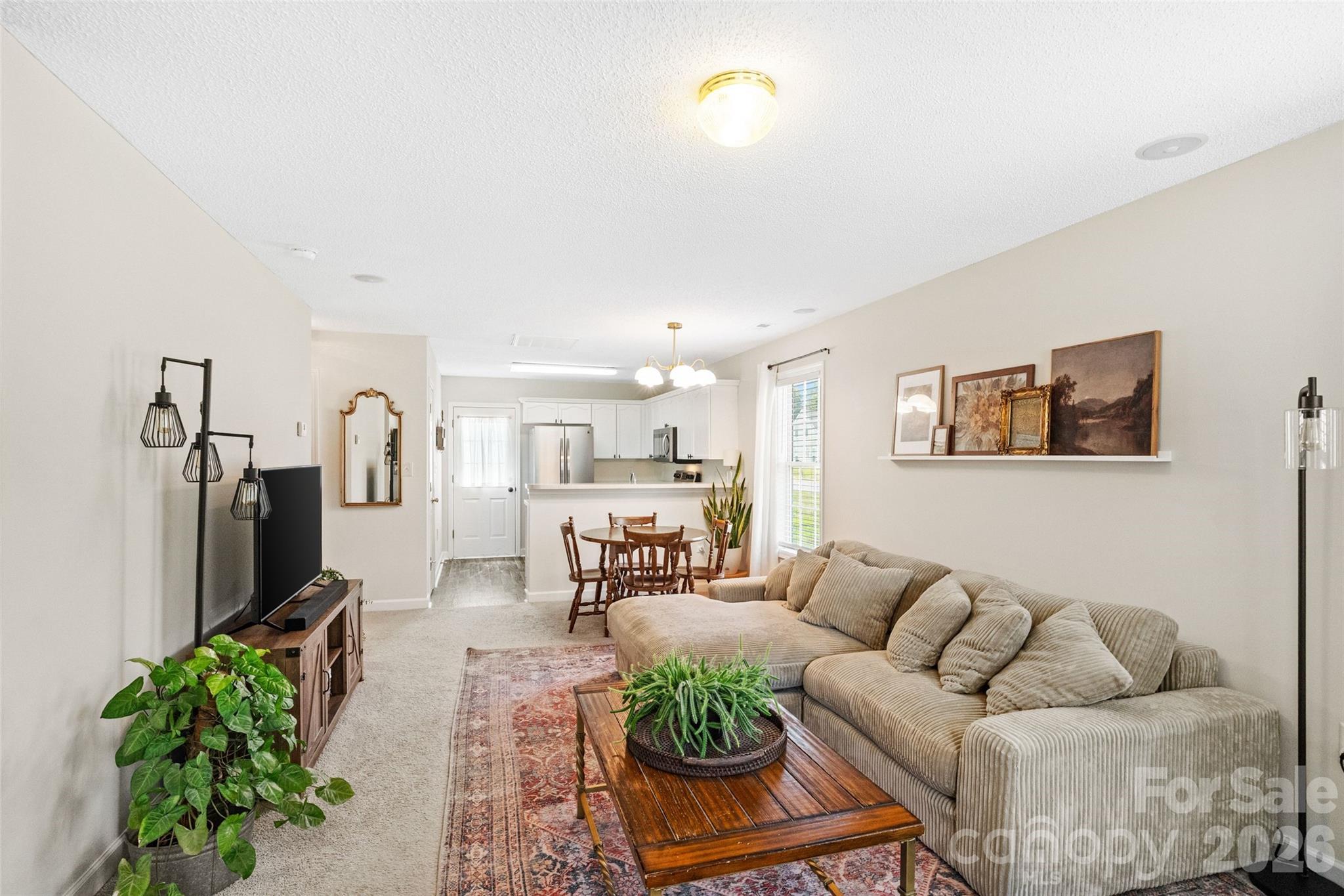 1583 Tiana Way Property Photo 8