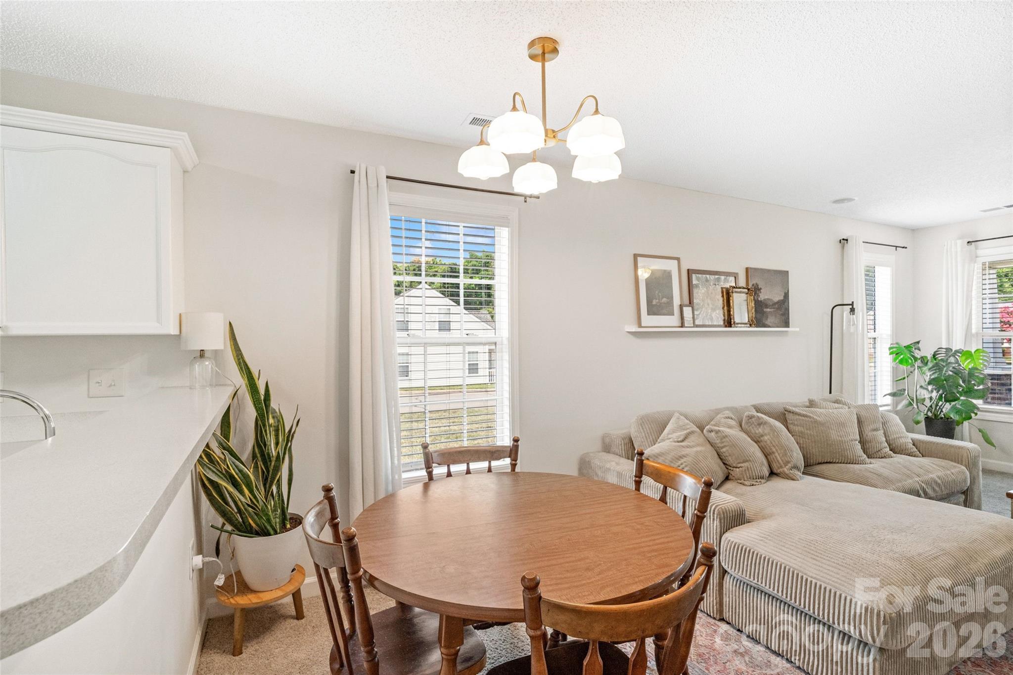 1583 Tiana Way Property Photo 12