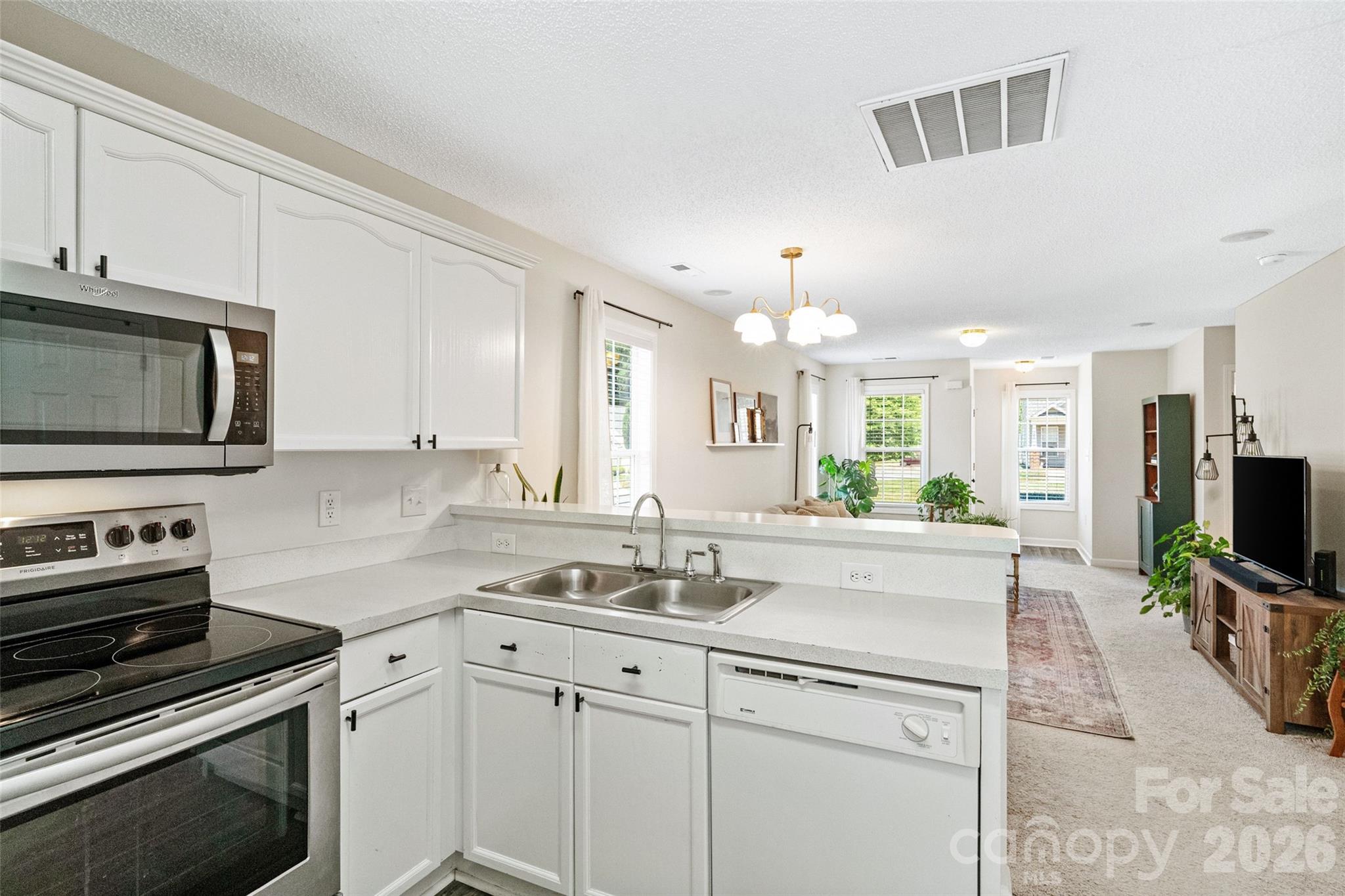 1583 Tiana Way Property Photo 16