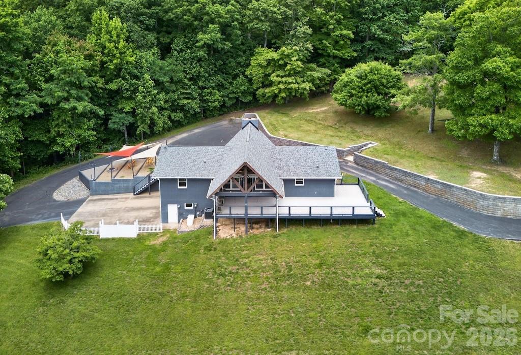 97 Whippoorwill Lane Property Photo 5